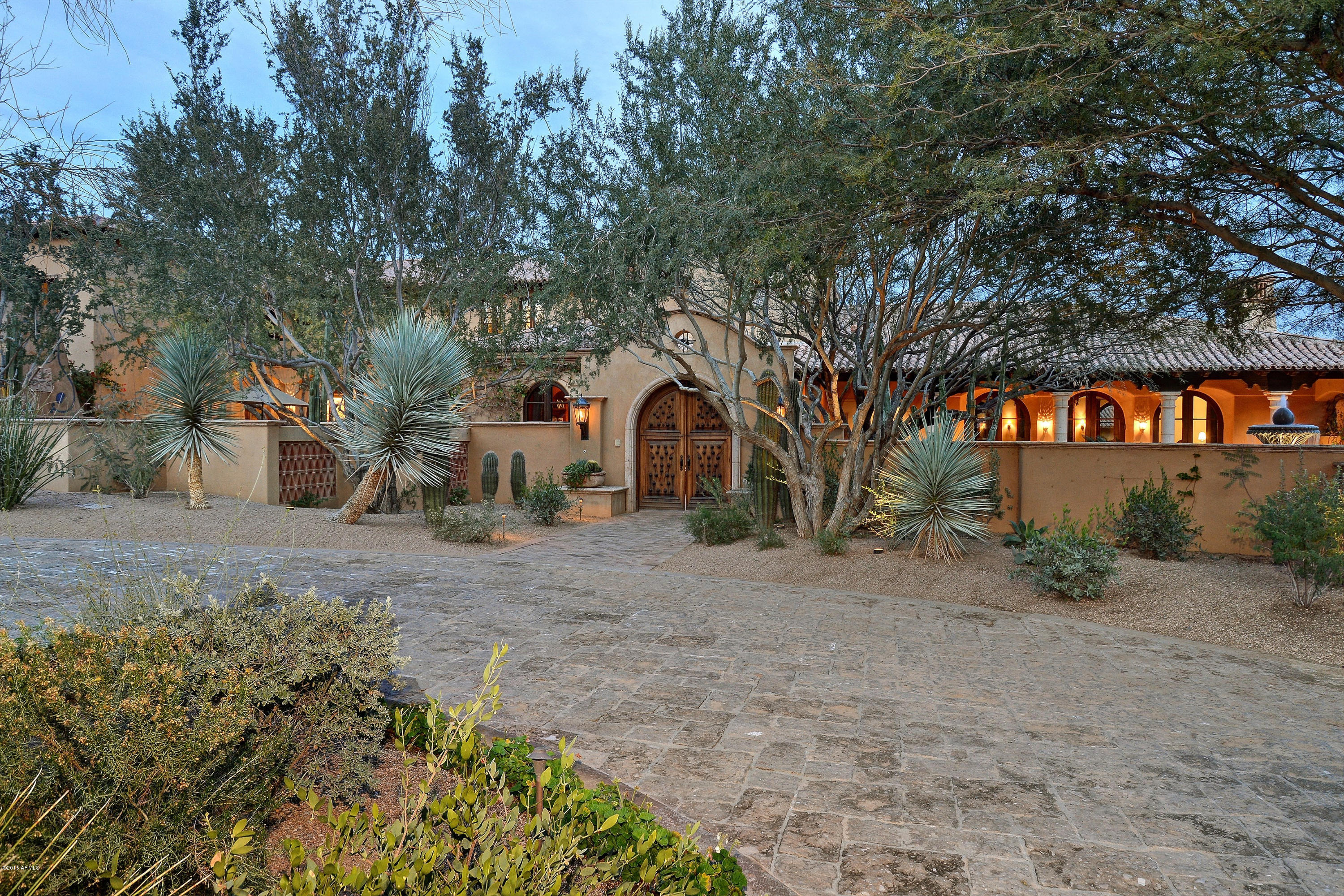 Jokake Camelback Properties - Residential