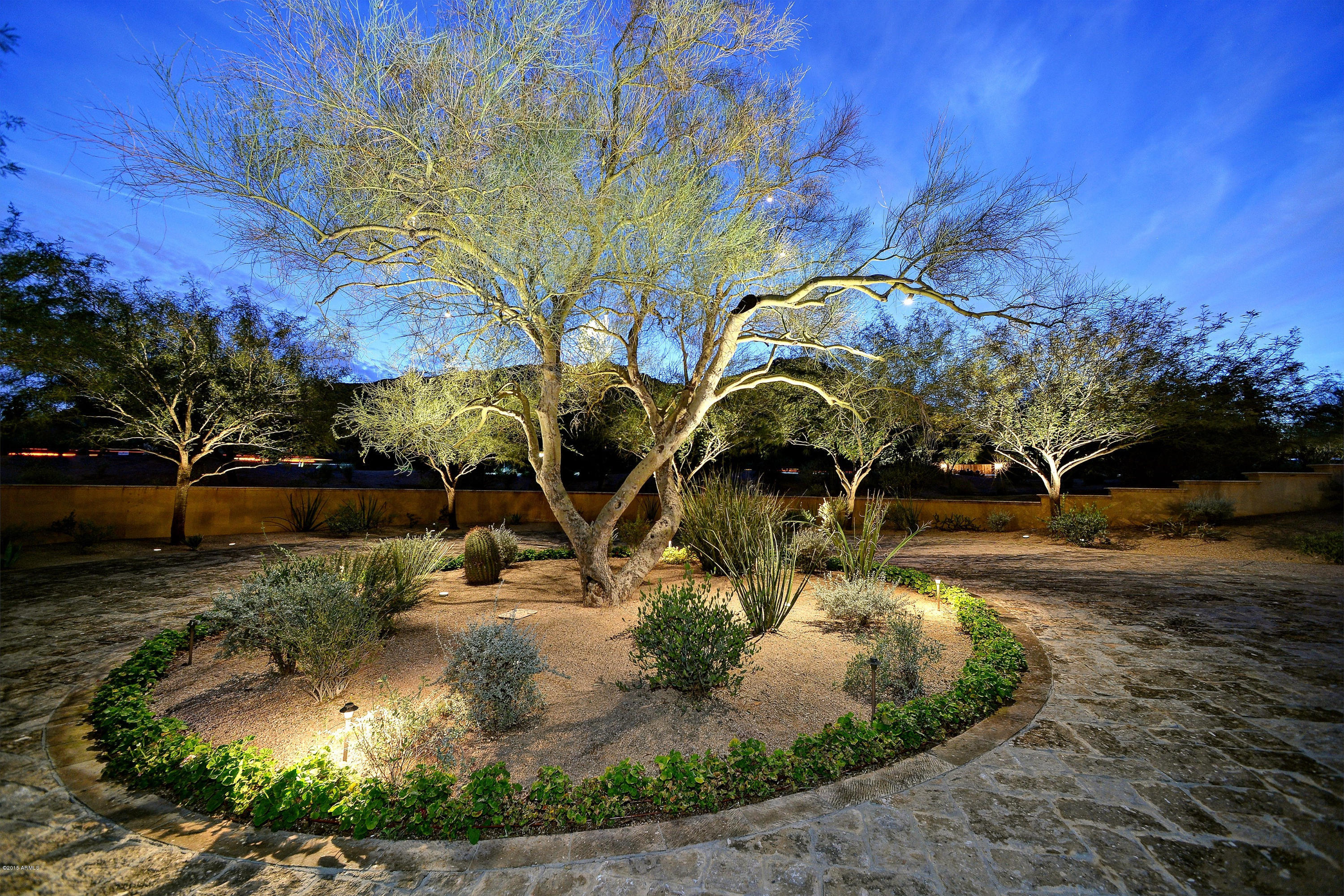 Jokake Camelback Properties - Residential