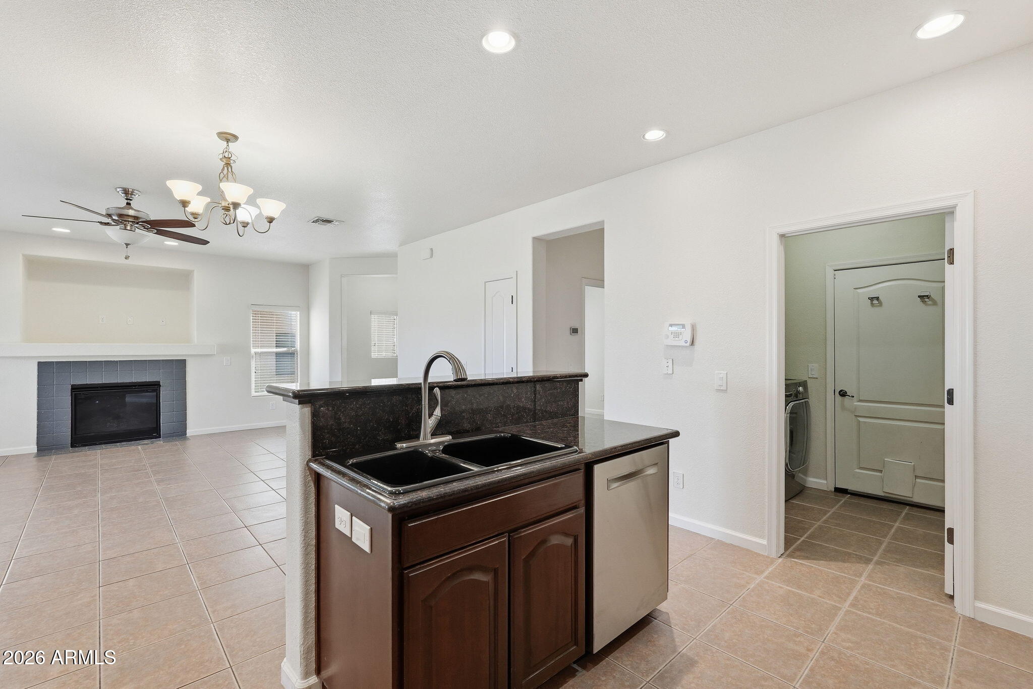 CHAPARRAL VILLAGE NORTH 6A - Residential