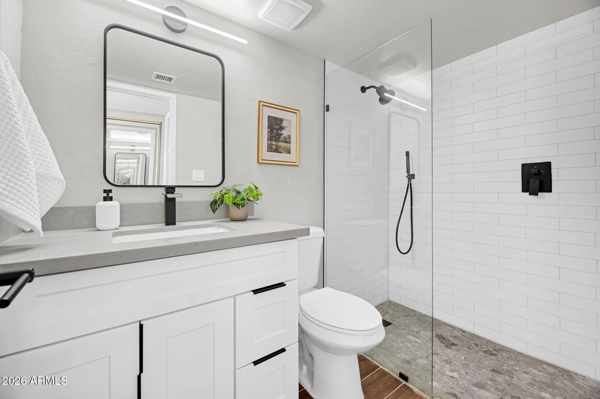 8001 NORTH CENTRAL - Residential