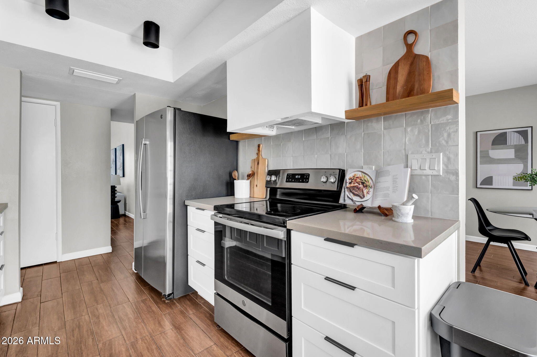 8001 NORTH CENTRAL - Residential