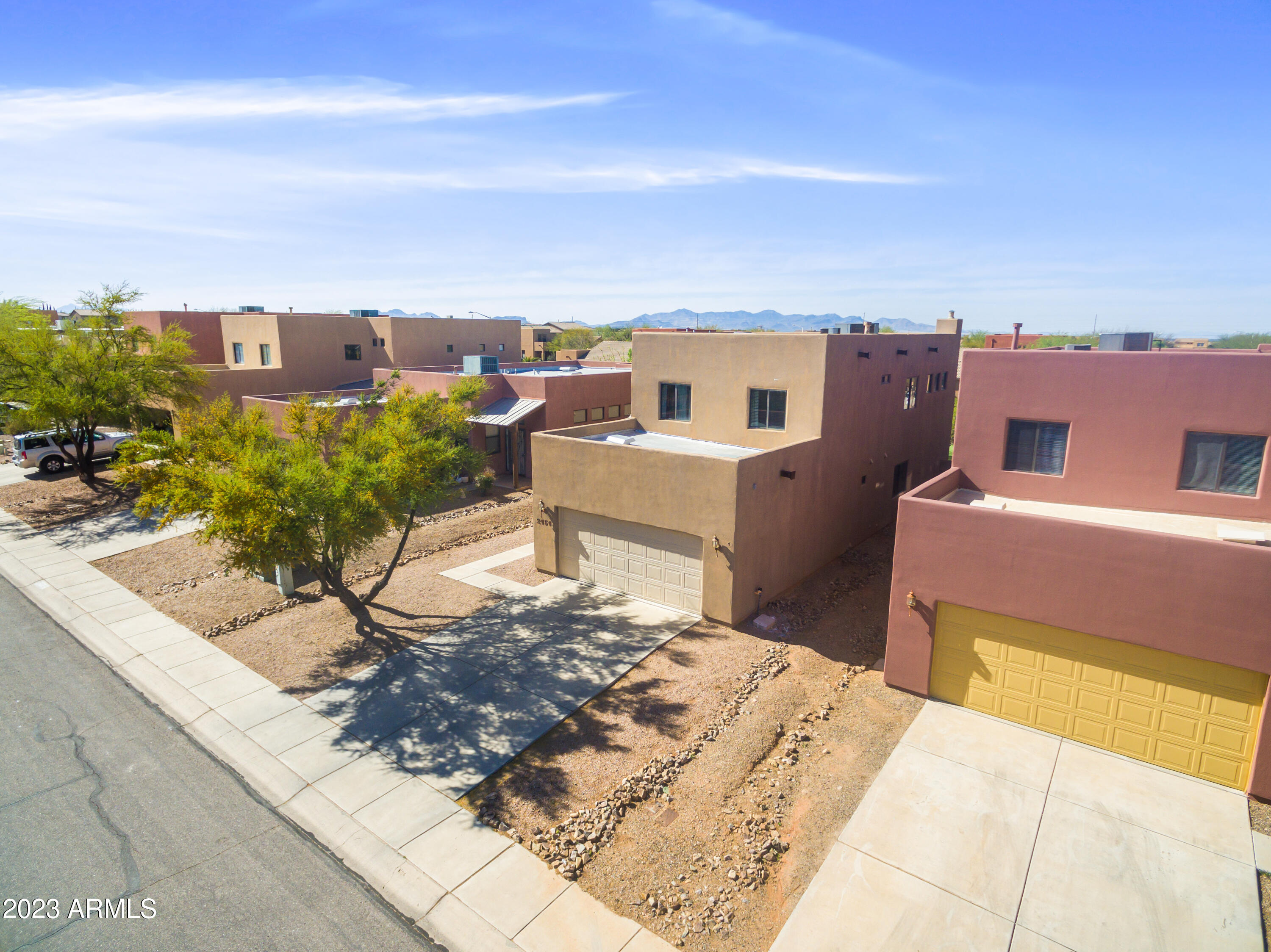 THE LEGENDS AT VALIENTE - Residential