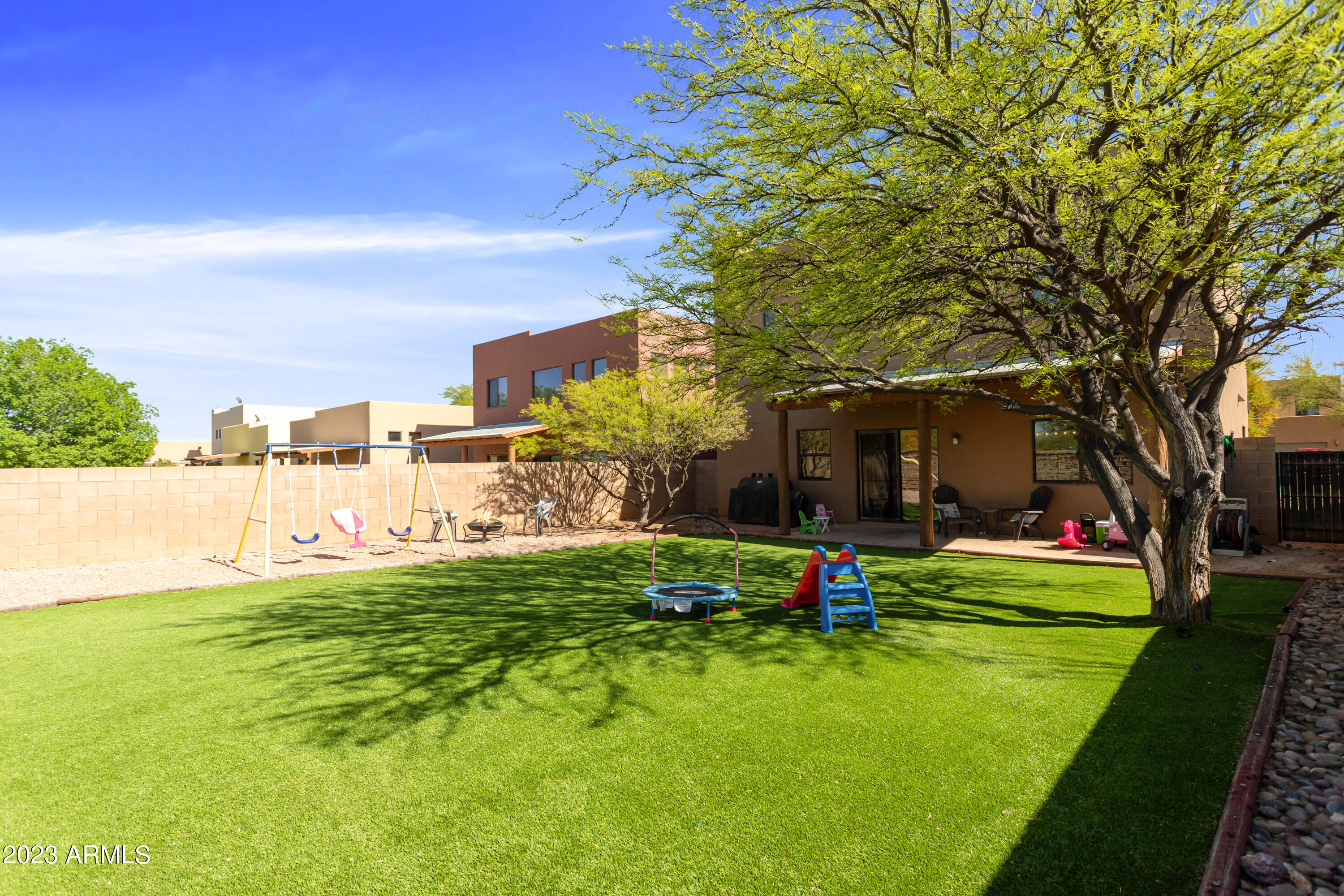 THE LEGENDS AT VALIENTE - Residential