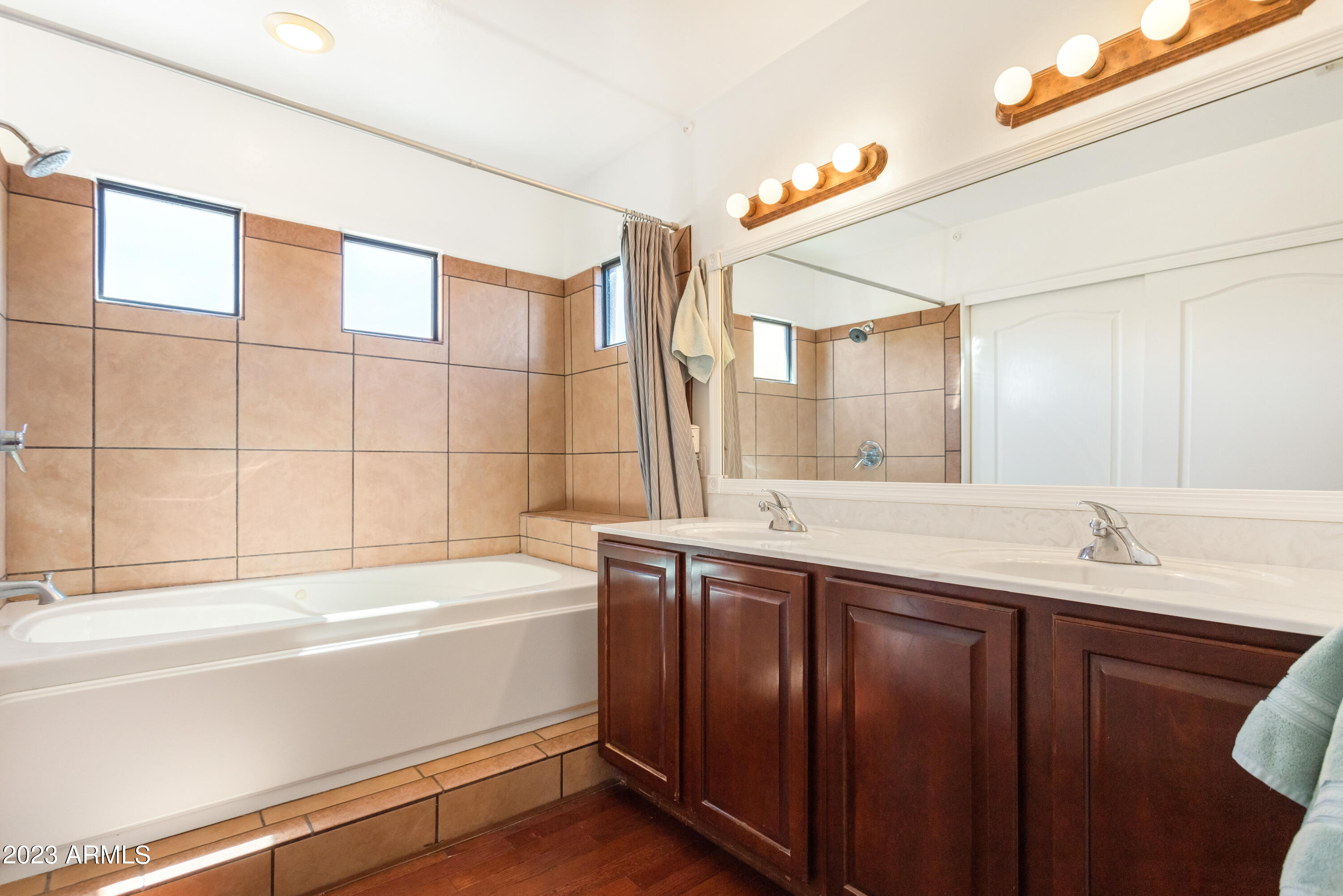 THE LEGENDS AT VALIENTE - Residential