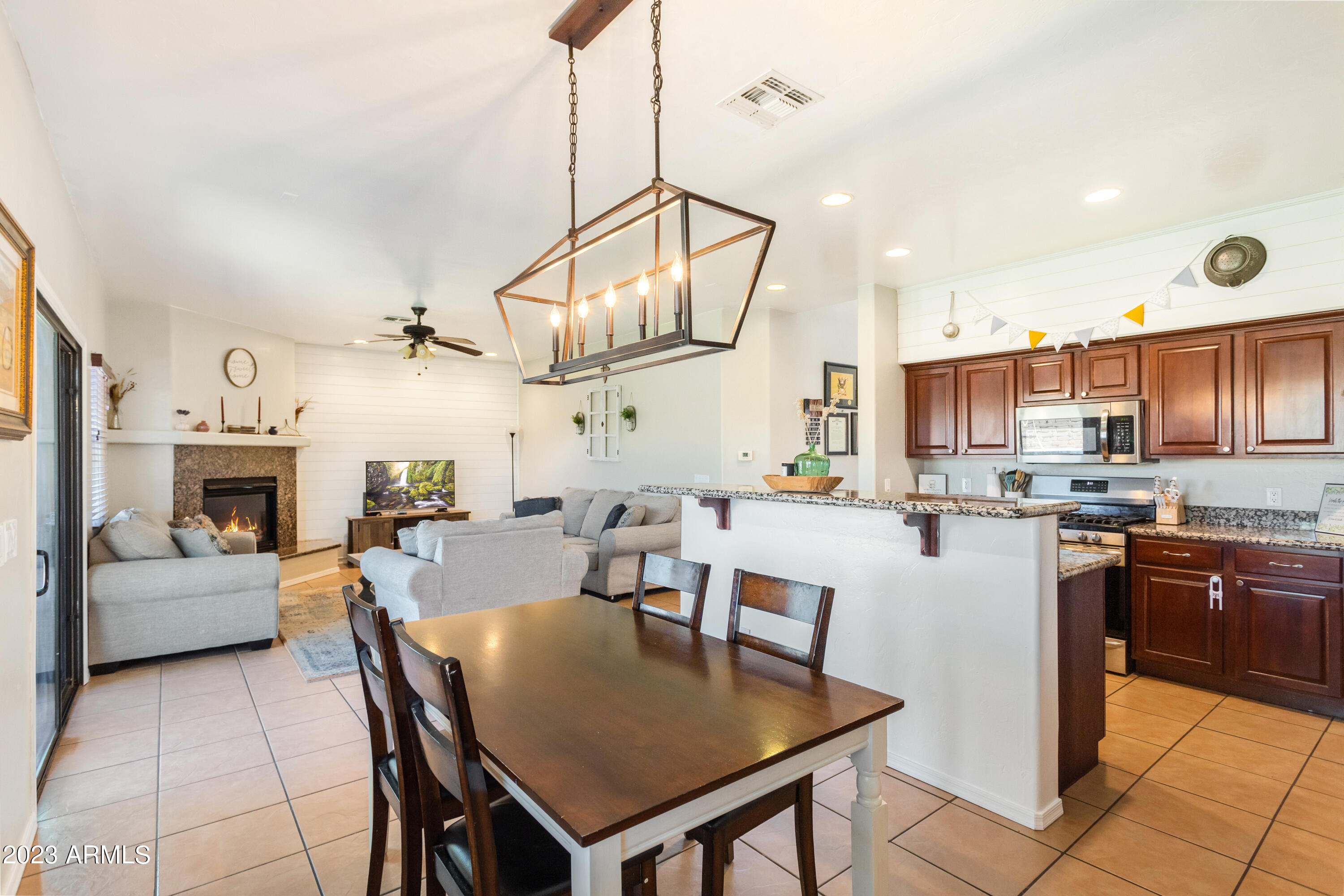 THE LEGENDS AT VALIENTE - Residential