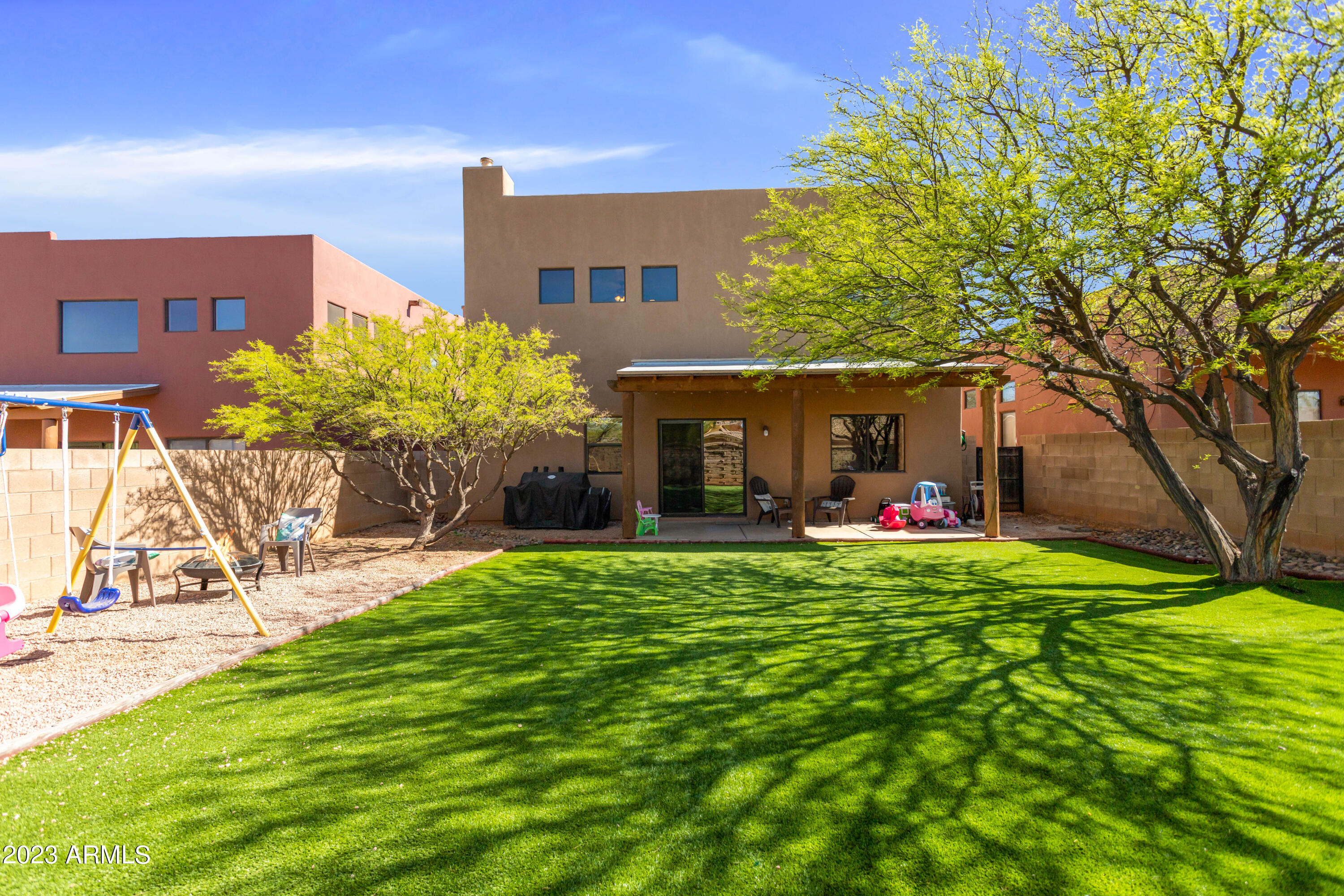 THE LEGENDS AT VALIENTE - Residential