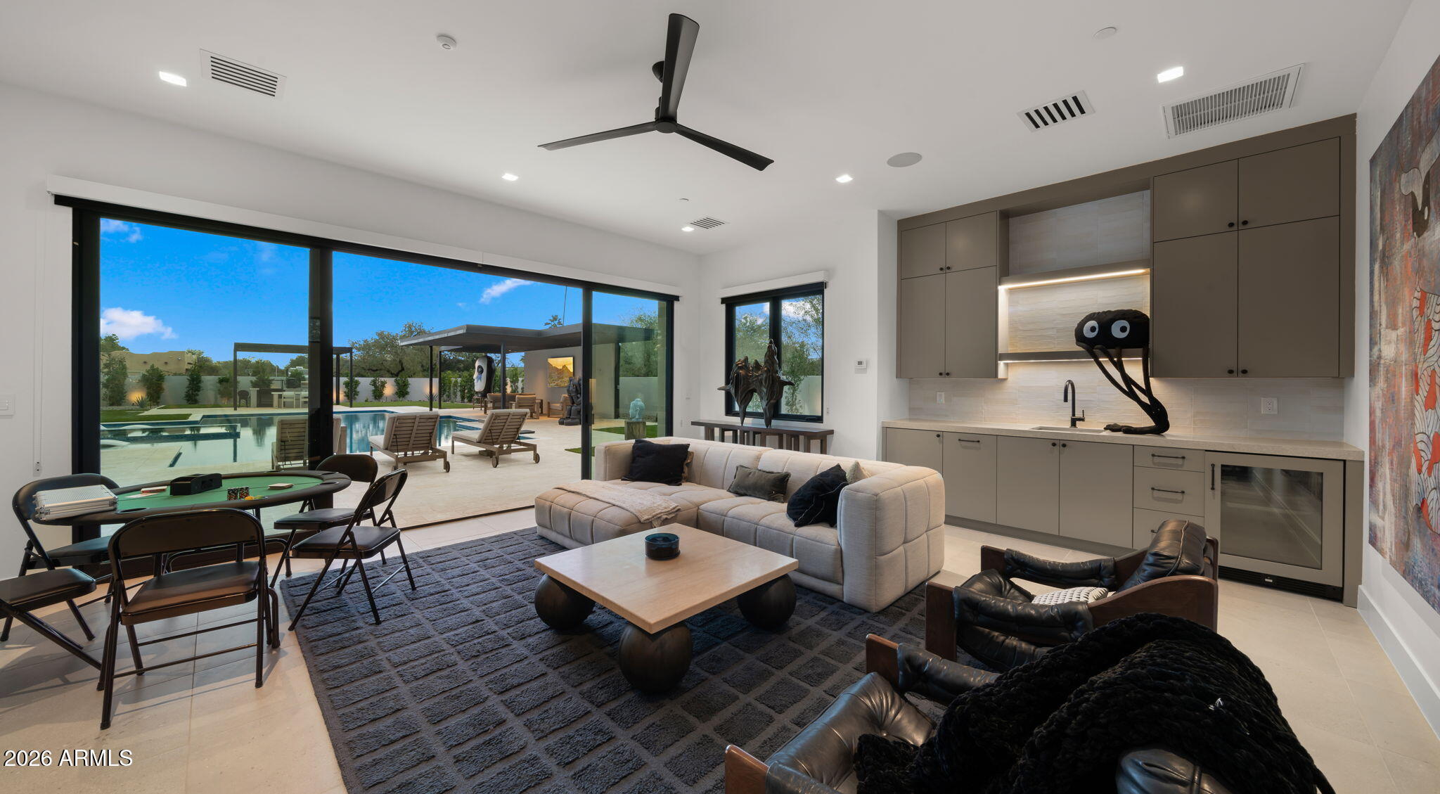 DESERT HILLS - Residential