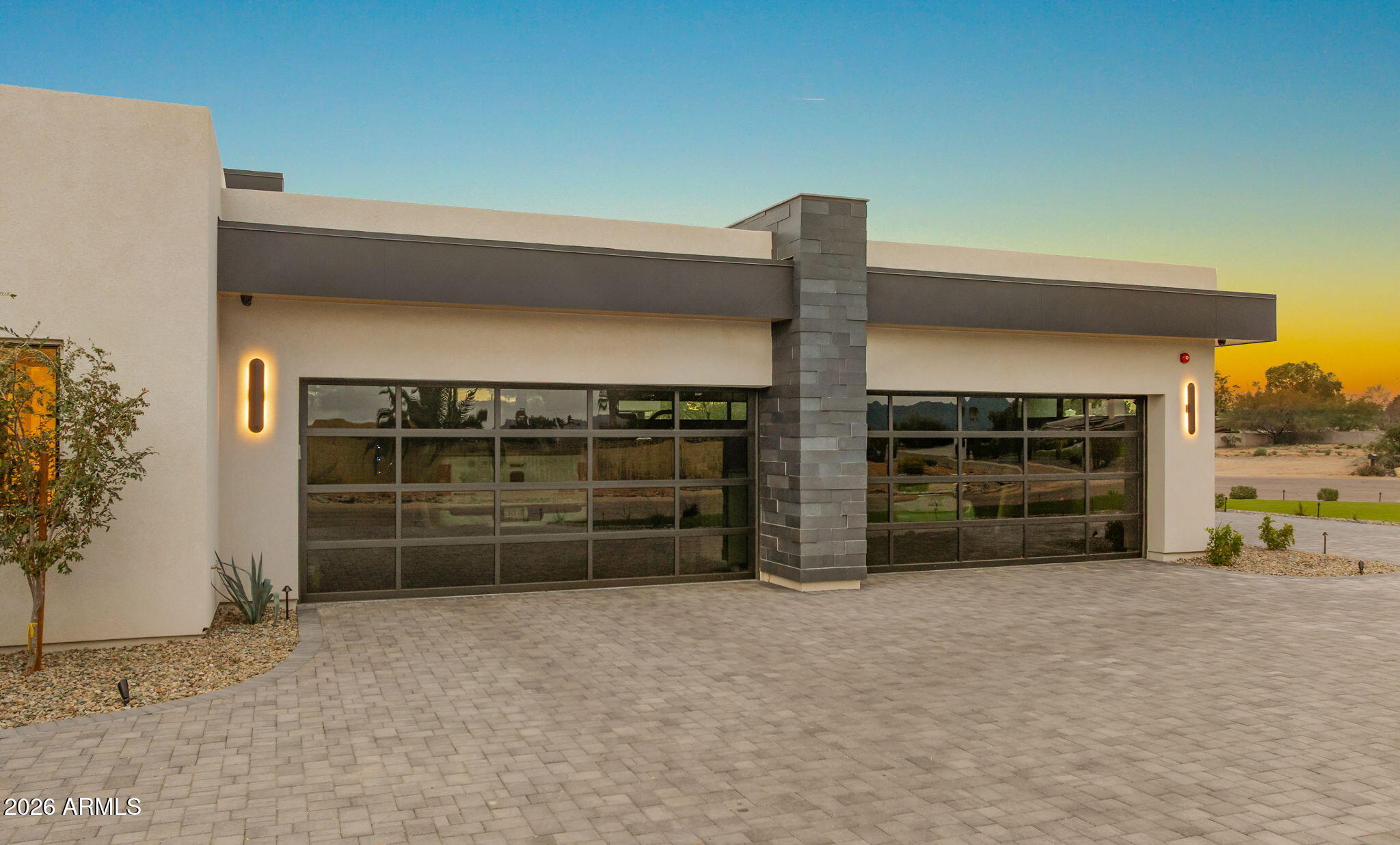 DESERT HILLS - Residential