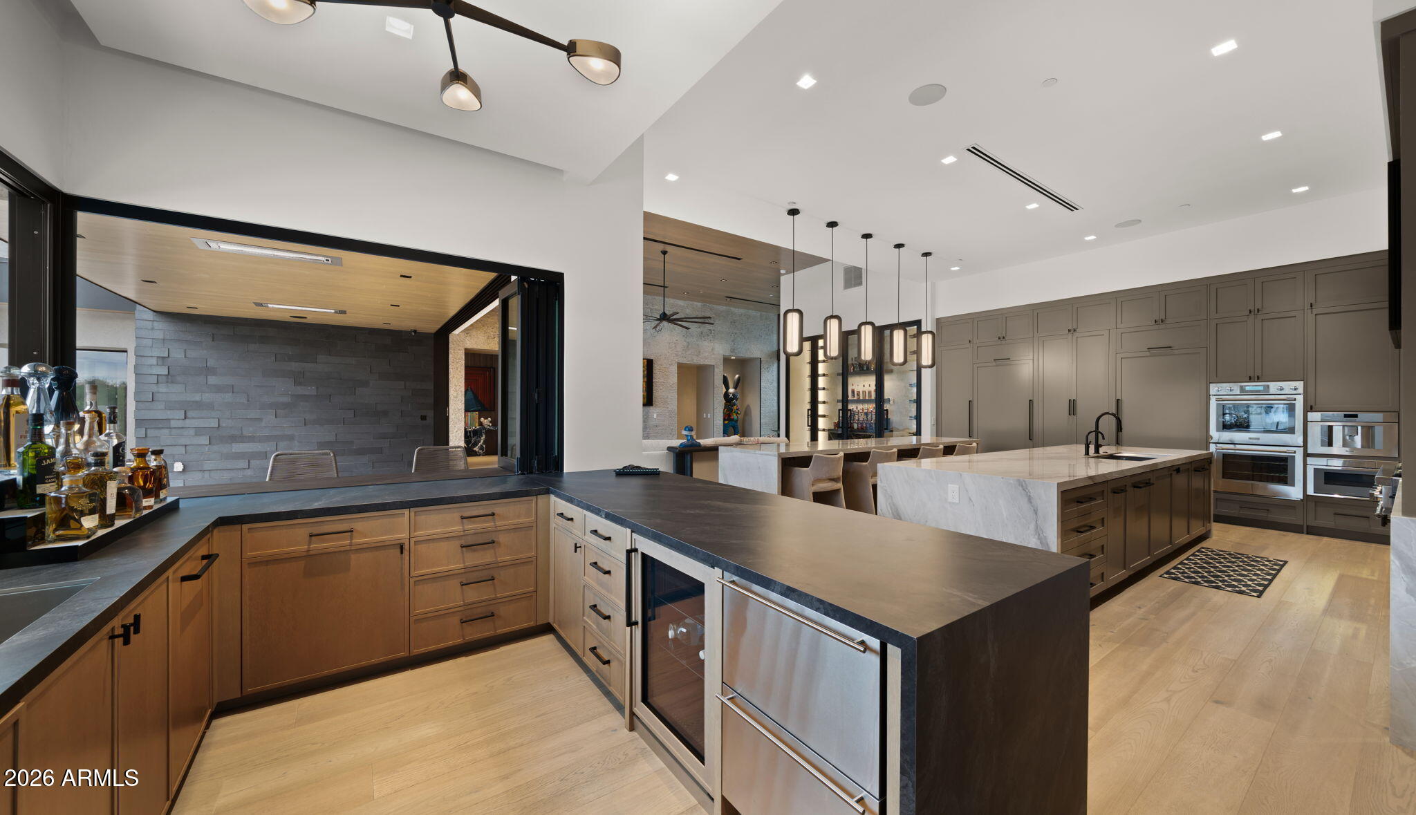 DESERT HILLS - Residential