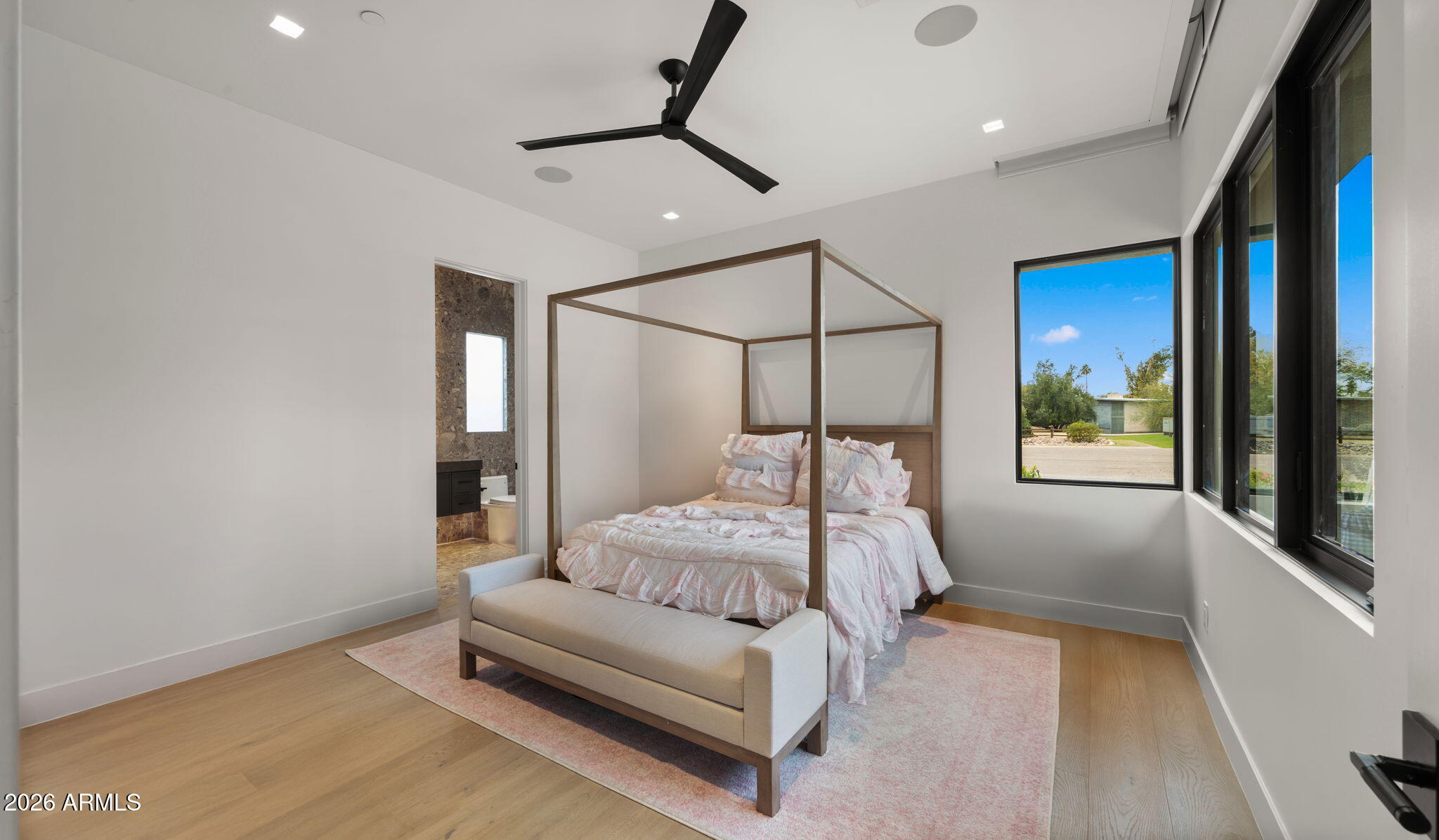 DESERT HILLS - Residential