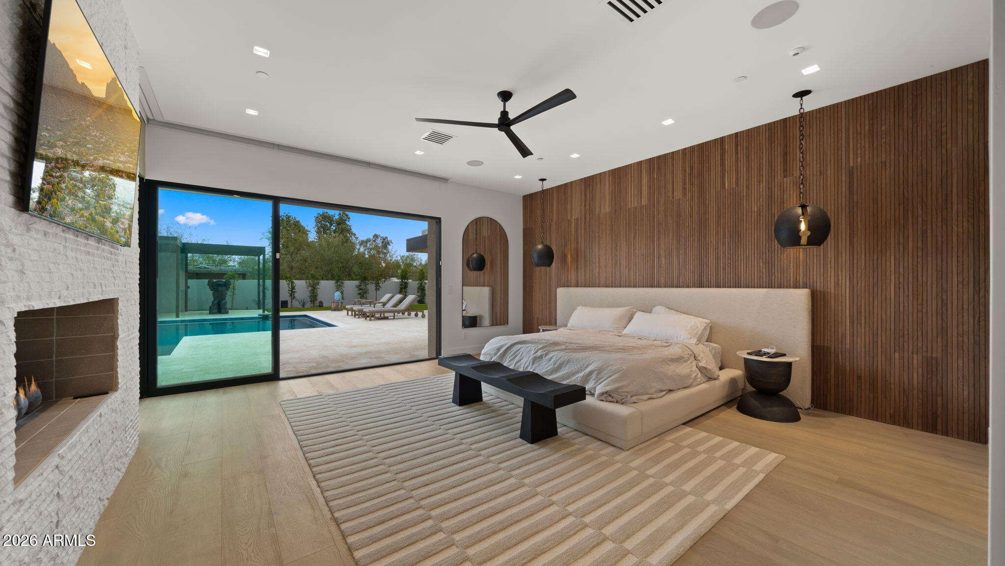 DESERT HILLS - Residential
