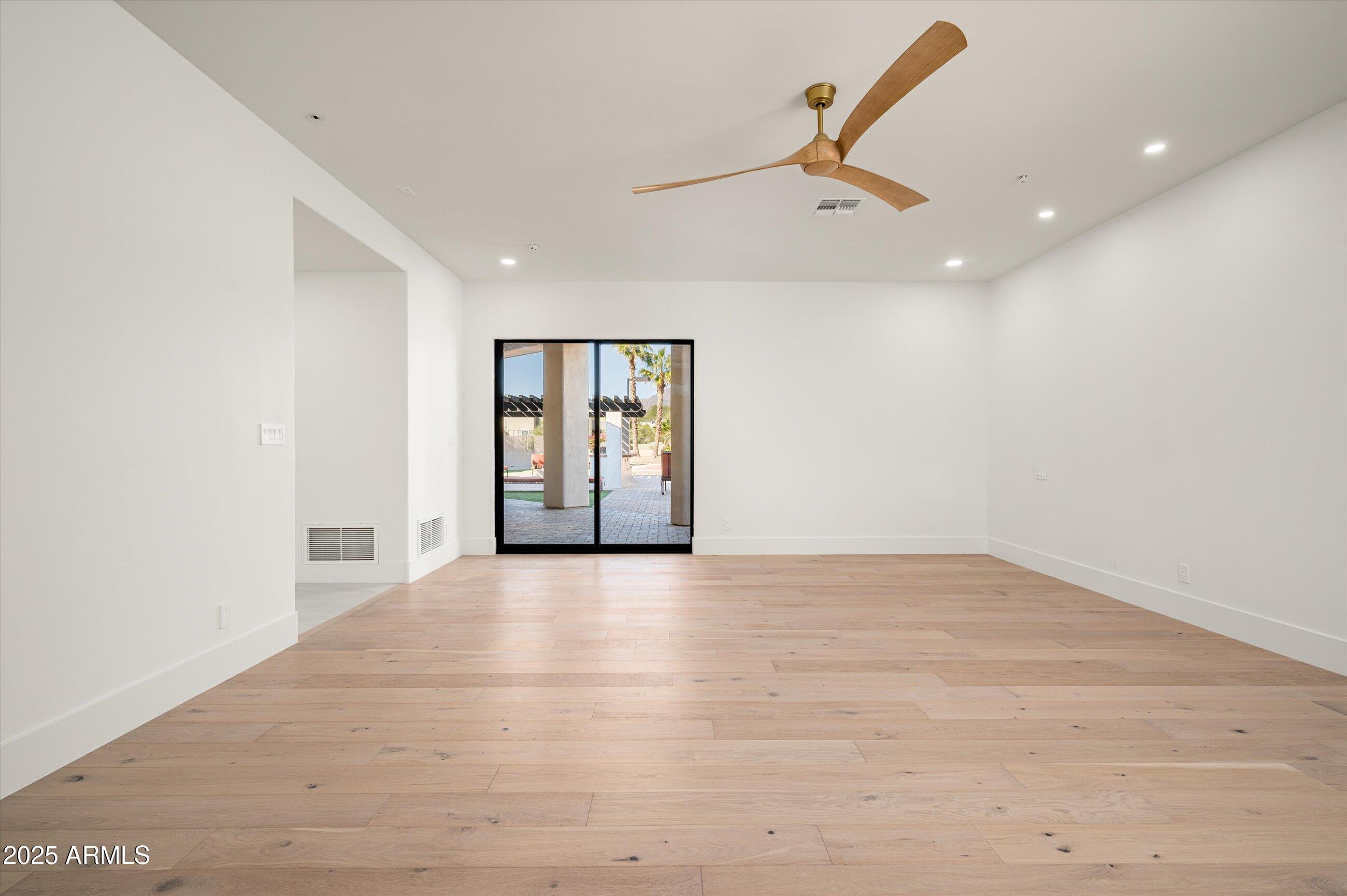 Meets & Bounds - Residential
