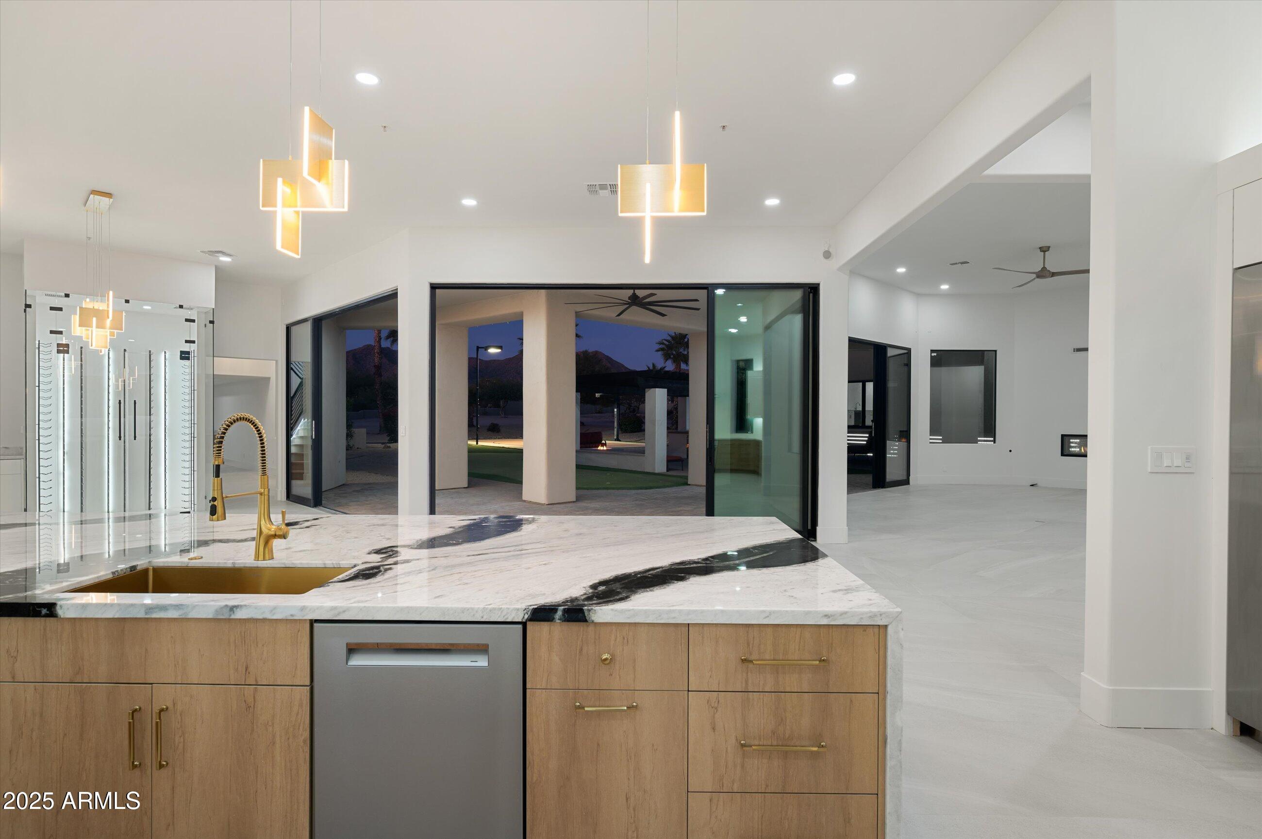 Meets & Bounds - Residential
