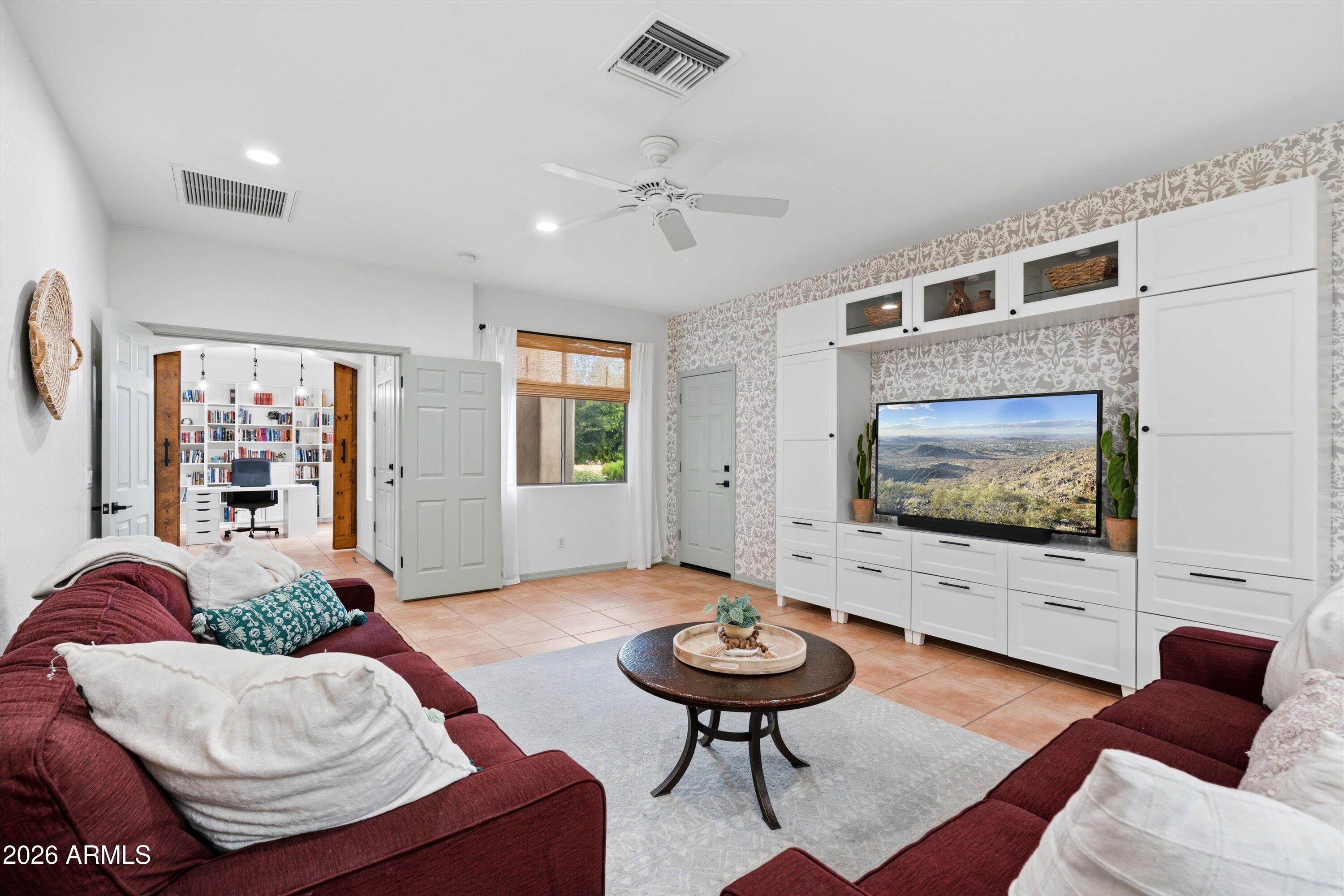 PALM VALLEY PHASE 2 PARCEL 1 - Residential