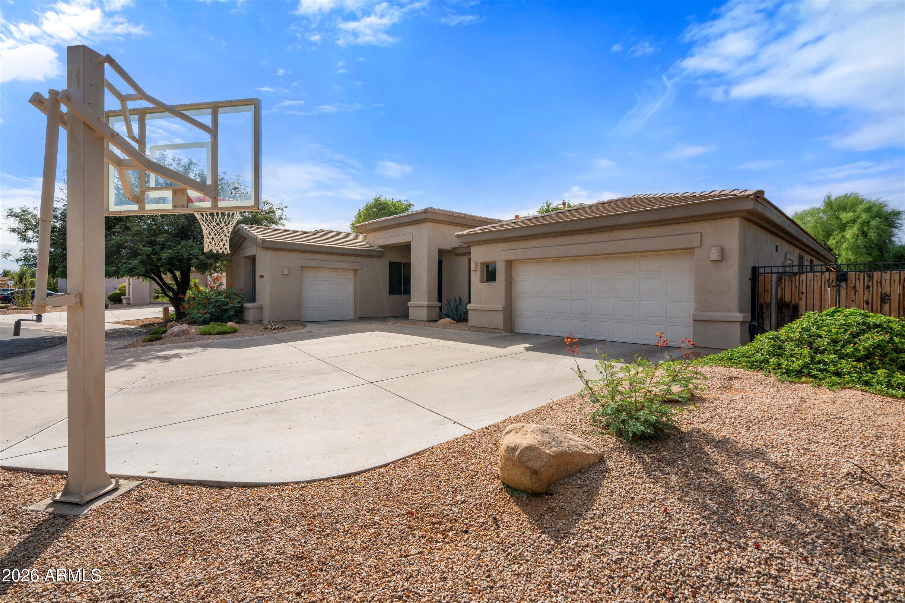 PALM VALLEY PHASE 2 PARCEL 1 - Residential