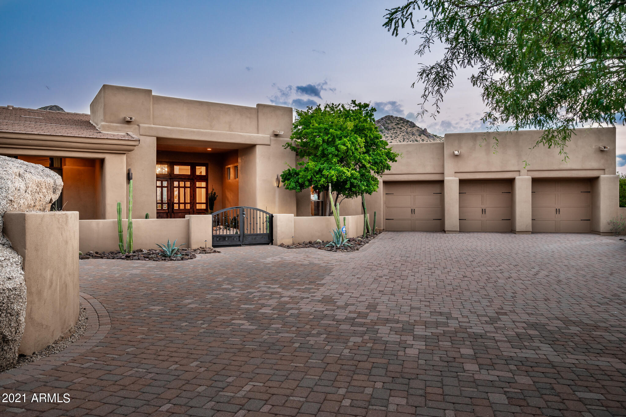 SONORAN CREST - Residential