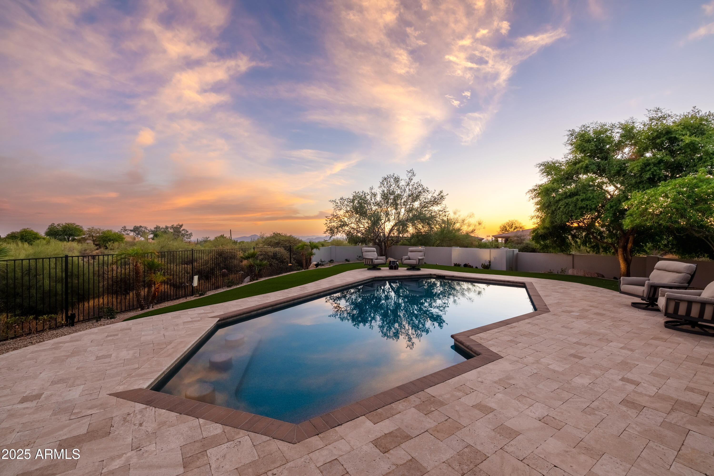 PINNACLE PEAK VISTAS 3 LOT 1-210 TR A-B - Residential