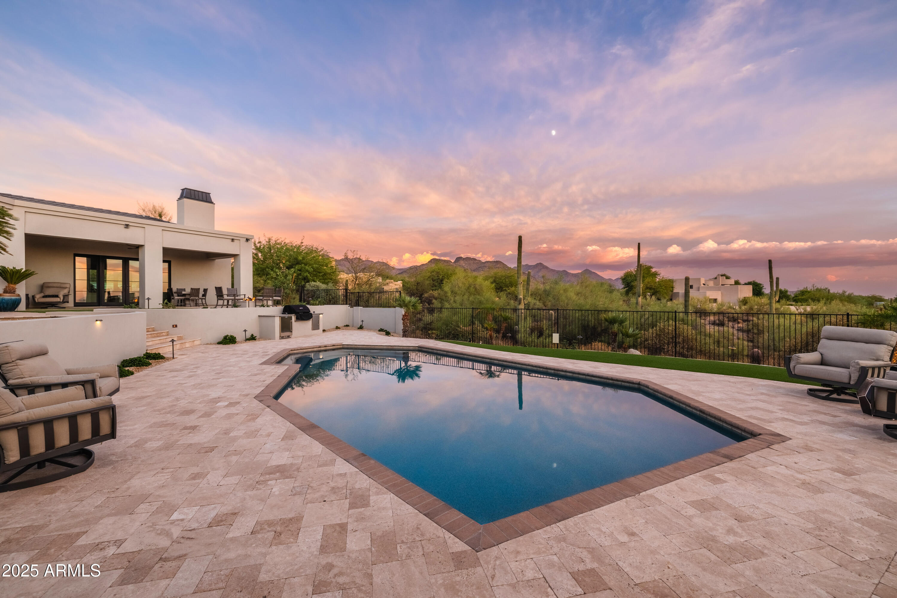 PINNACLE PEAK VISTAS 3 LOT 1-210 TR A-B - Residential