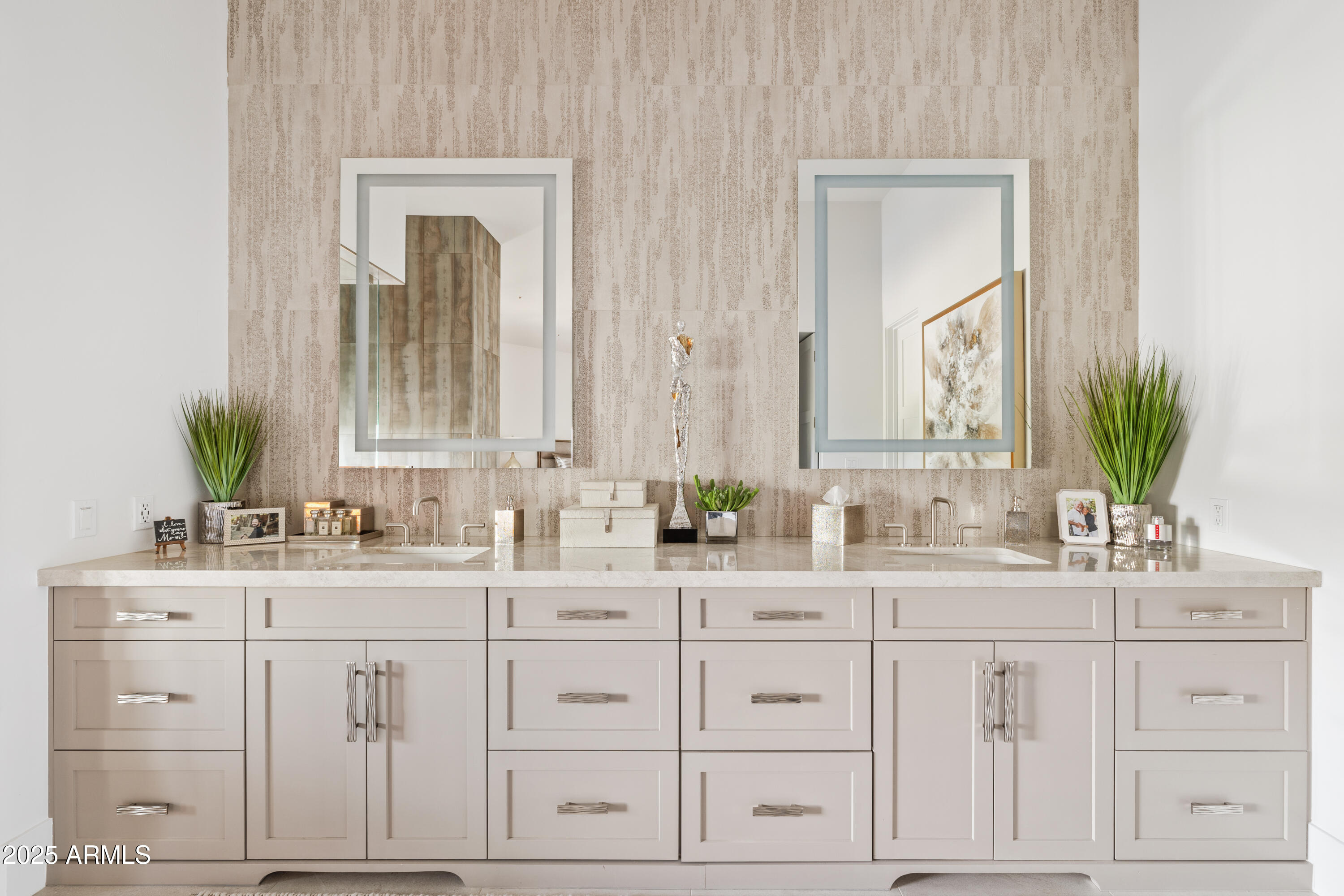 PINNACLE PEAK VISTAS 3 LOT 1-210 TR A-B - Residential