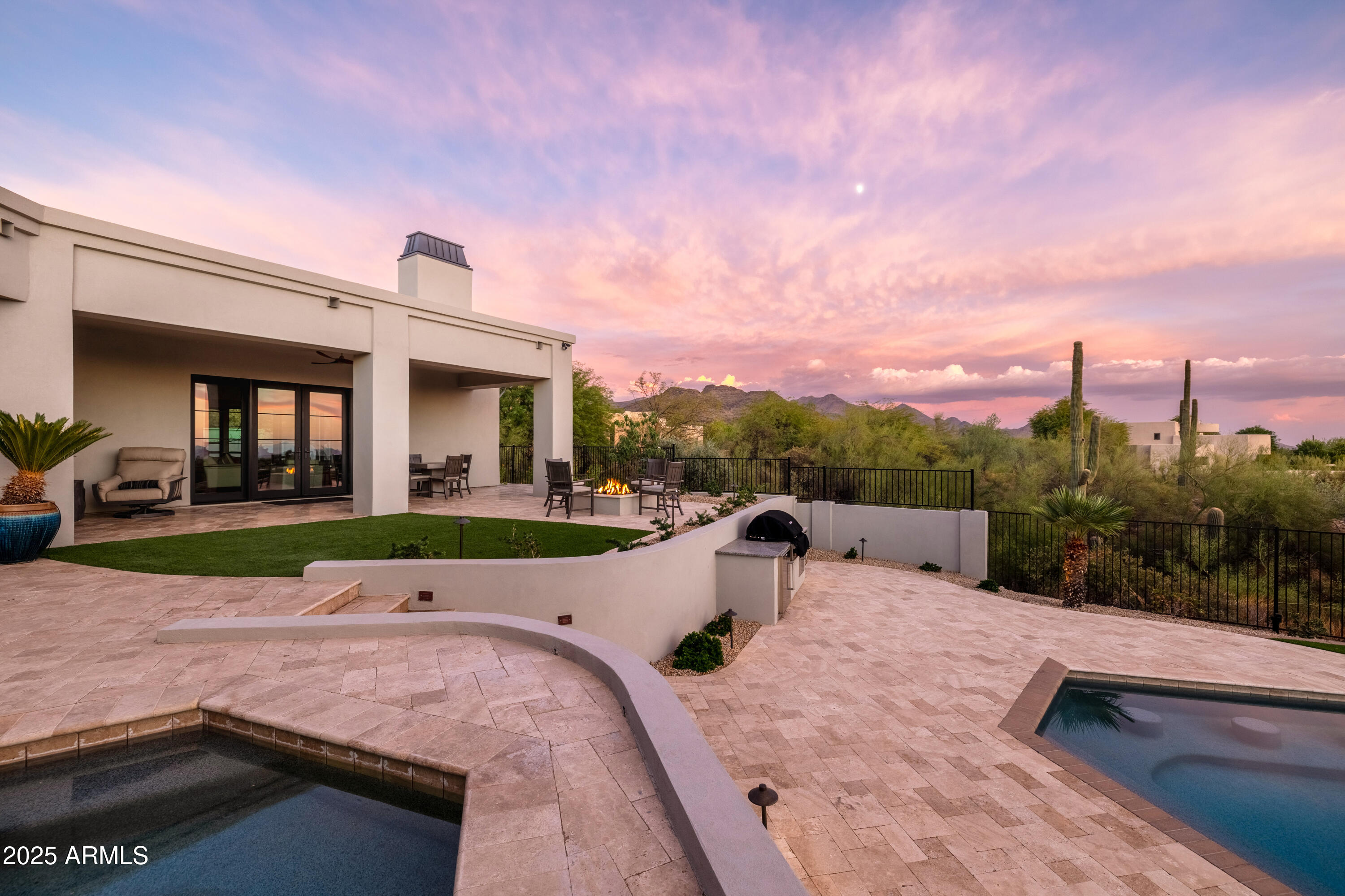 PINNACLE PEAK VISTAS 3 LOT 1-210 TR A-B - Residential