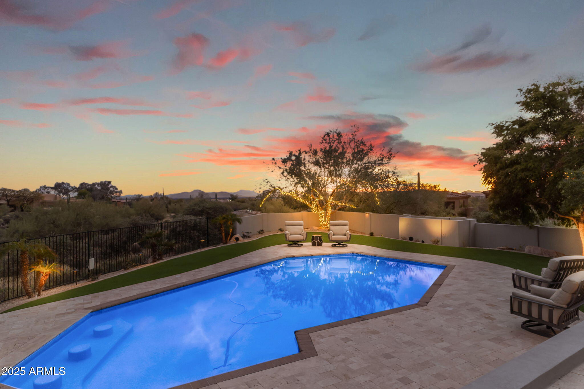 PINNACLE PEAK VISTAS 3 LOT 1-210 TR A-B - Residential
