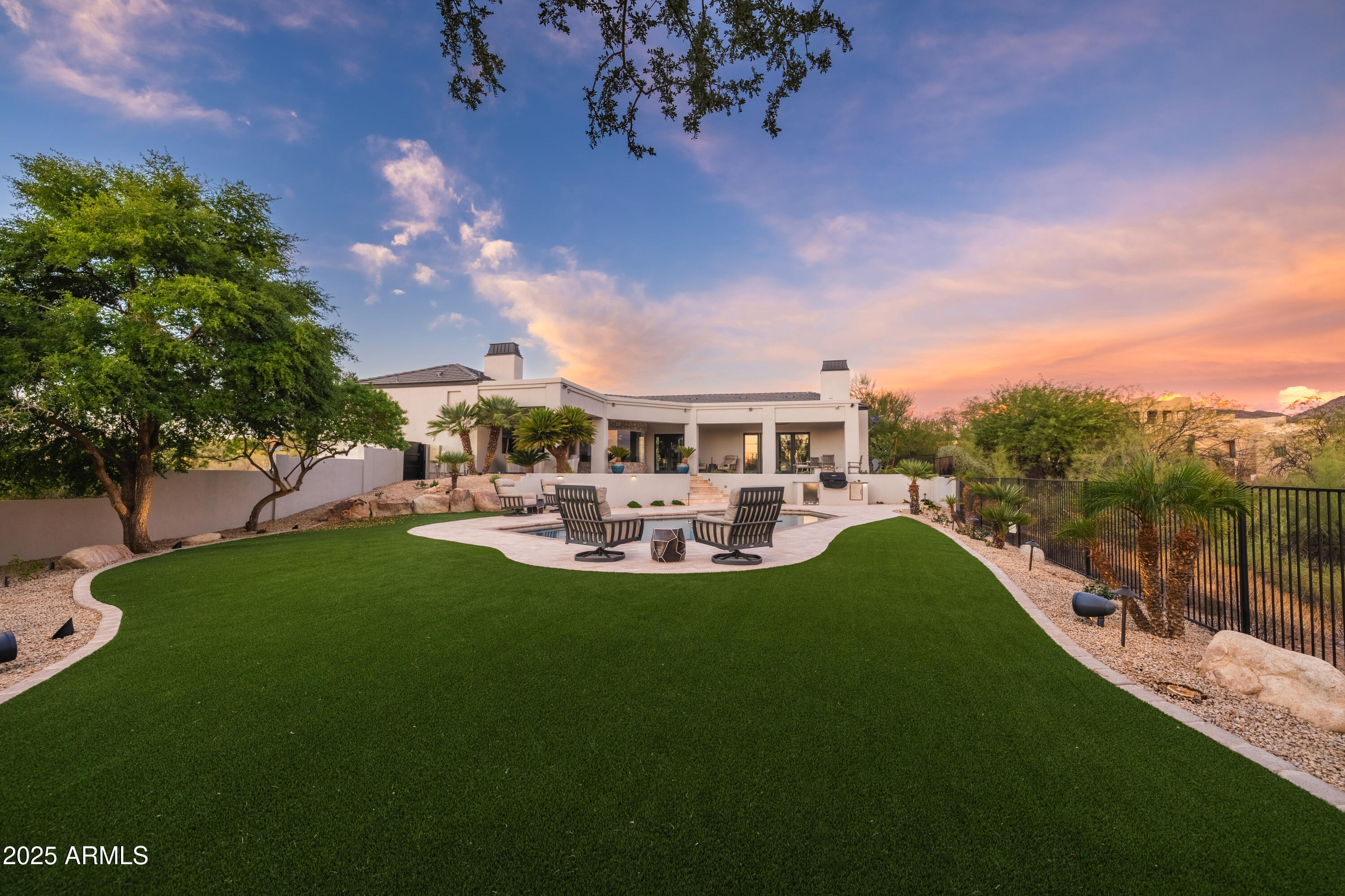 PINNACLE PEAK VISTAS 3 LOT 1-210 TR A-B - Residential