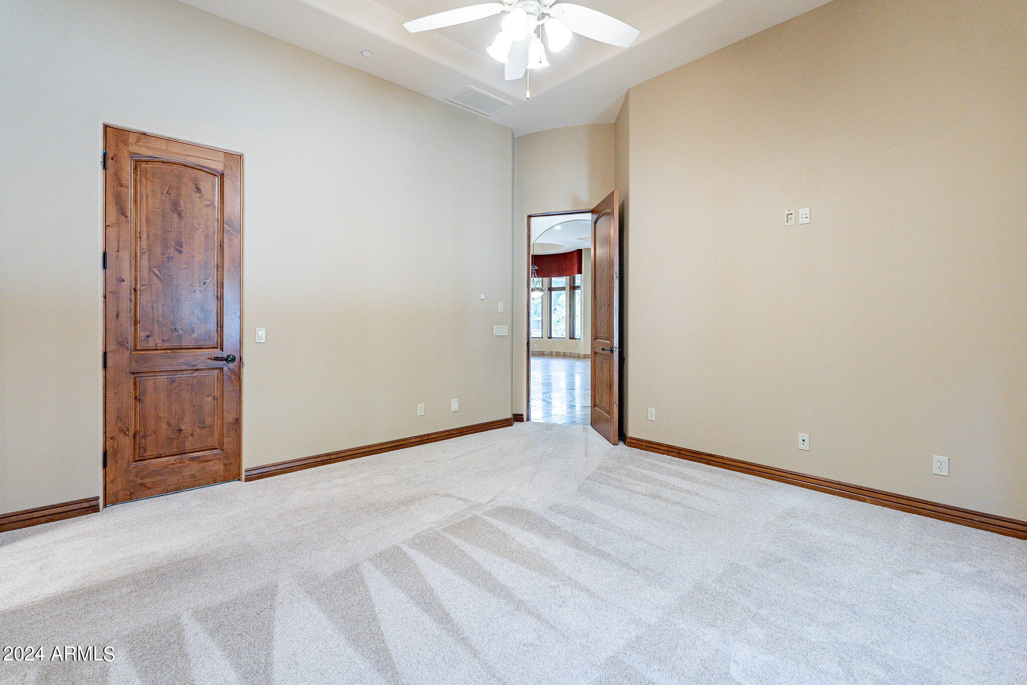 CIRCLE G 2 - Residential