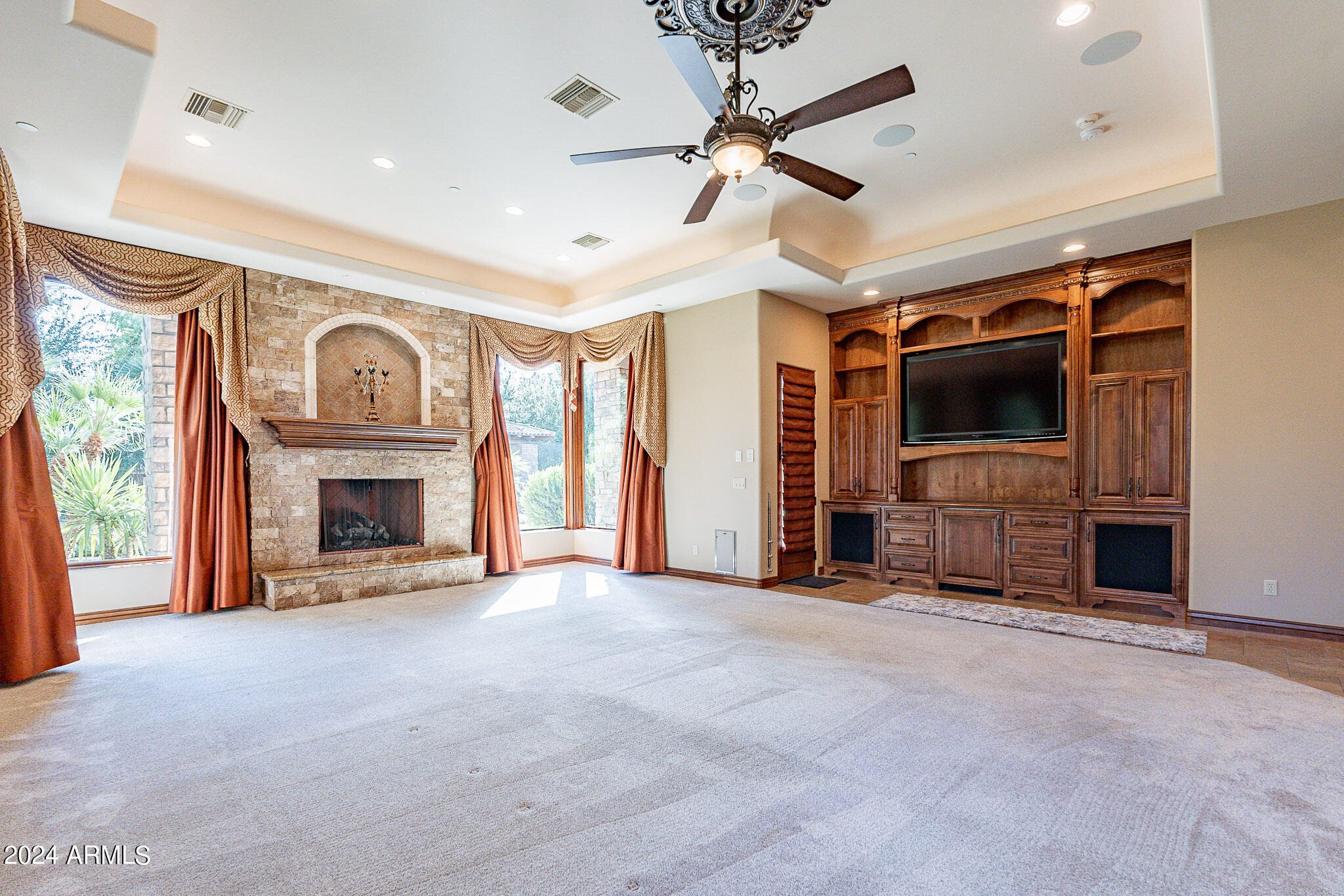 CIRCLE G 2 - Residential