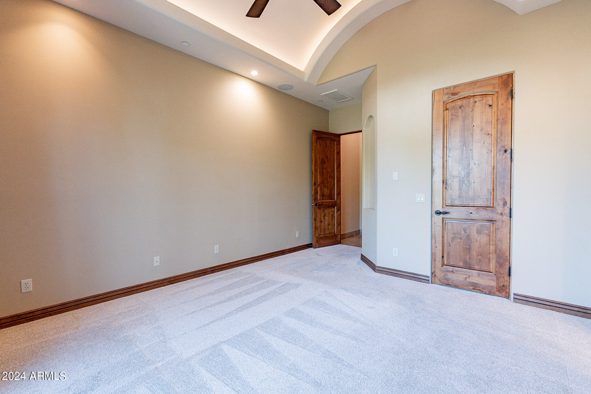 CIRCLE G 2 - Residential
