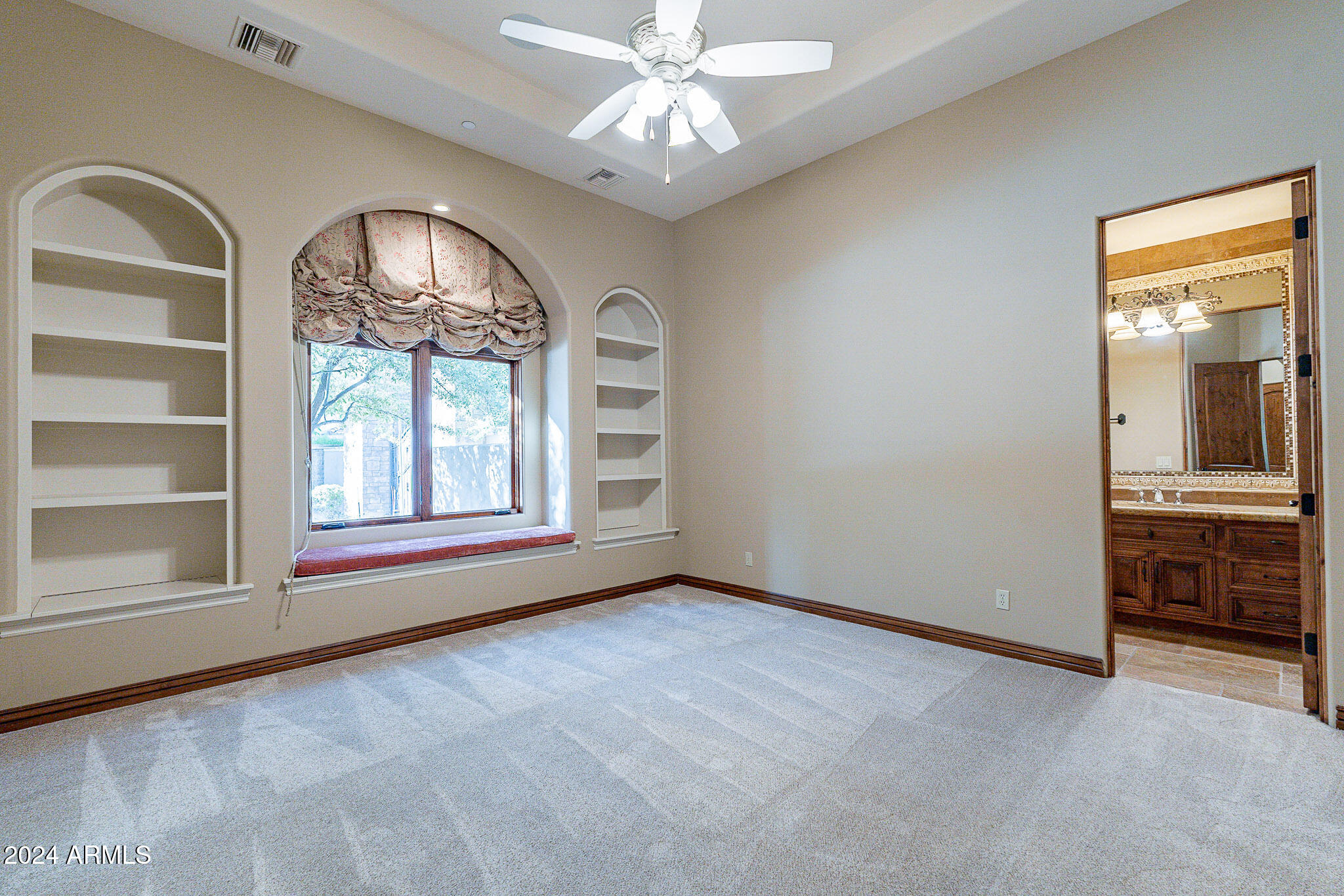 CIRCLE G 2 - Residential