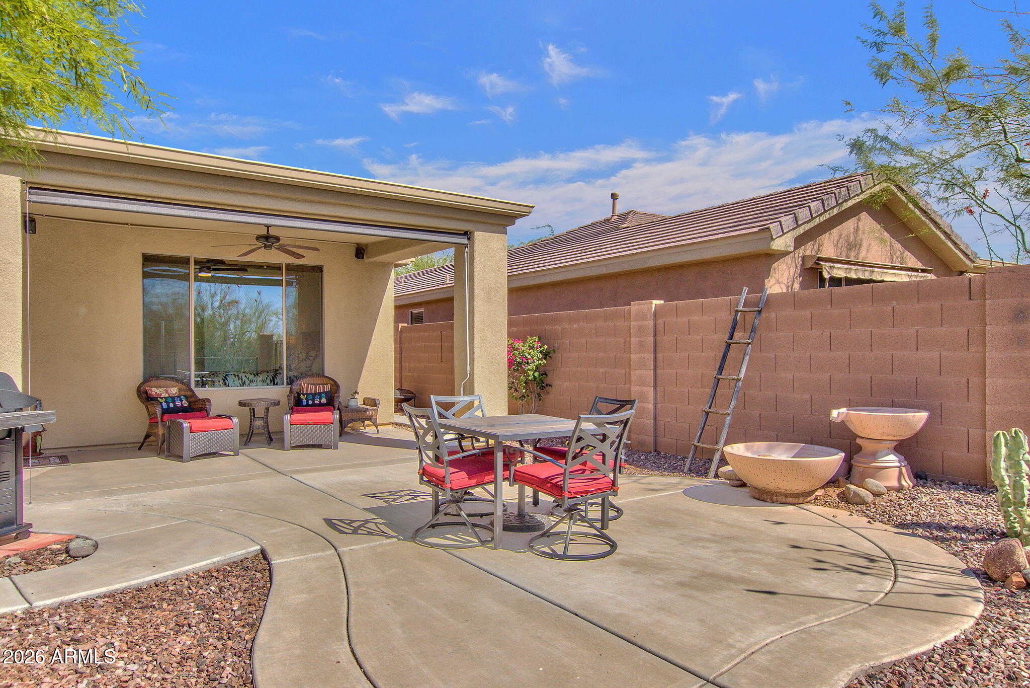 ANTHEM COUNTRY CLUB - Residential