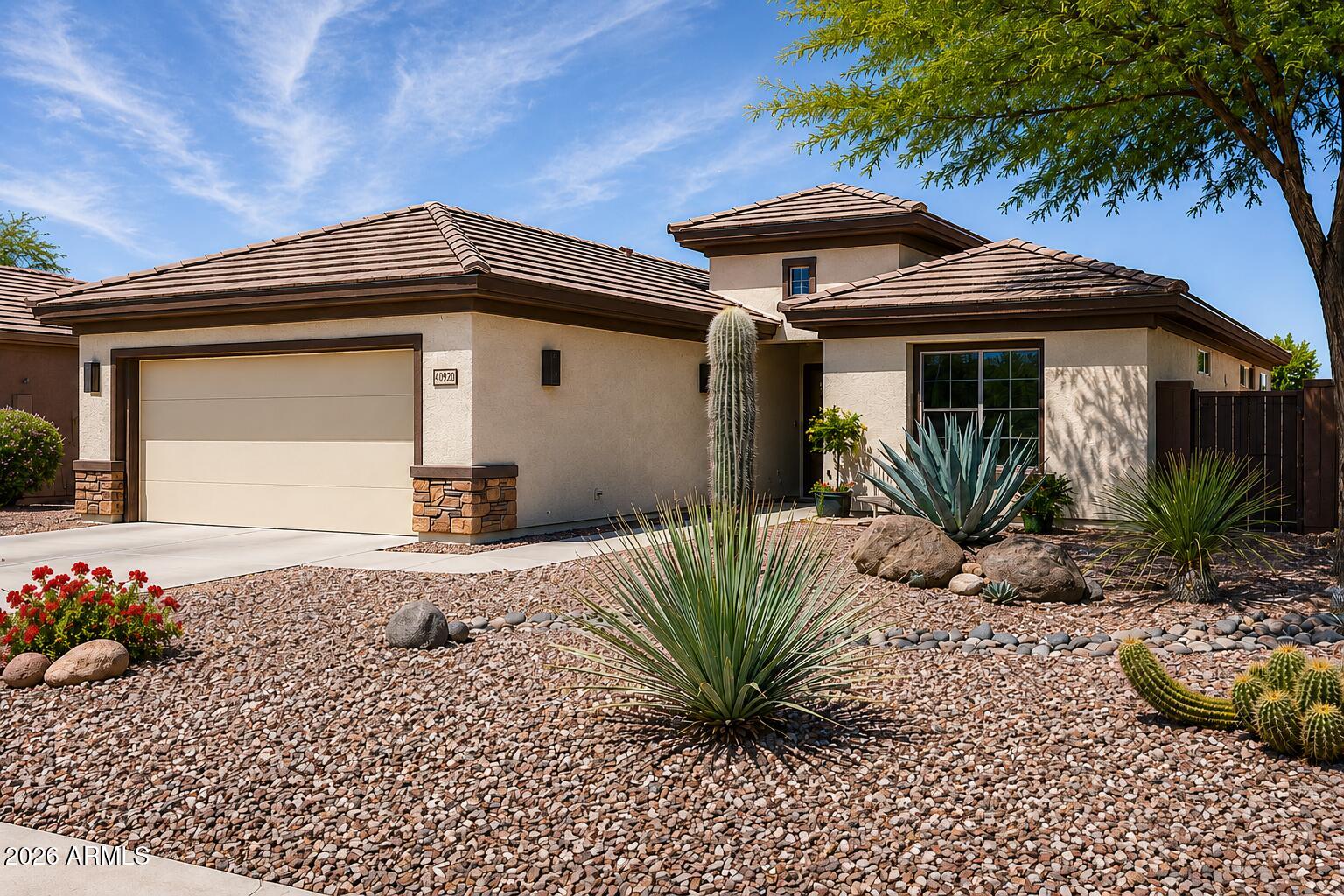 ANTHEM COUNTRY CLUB - Residential