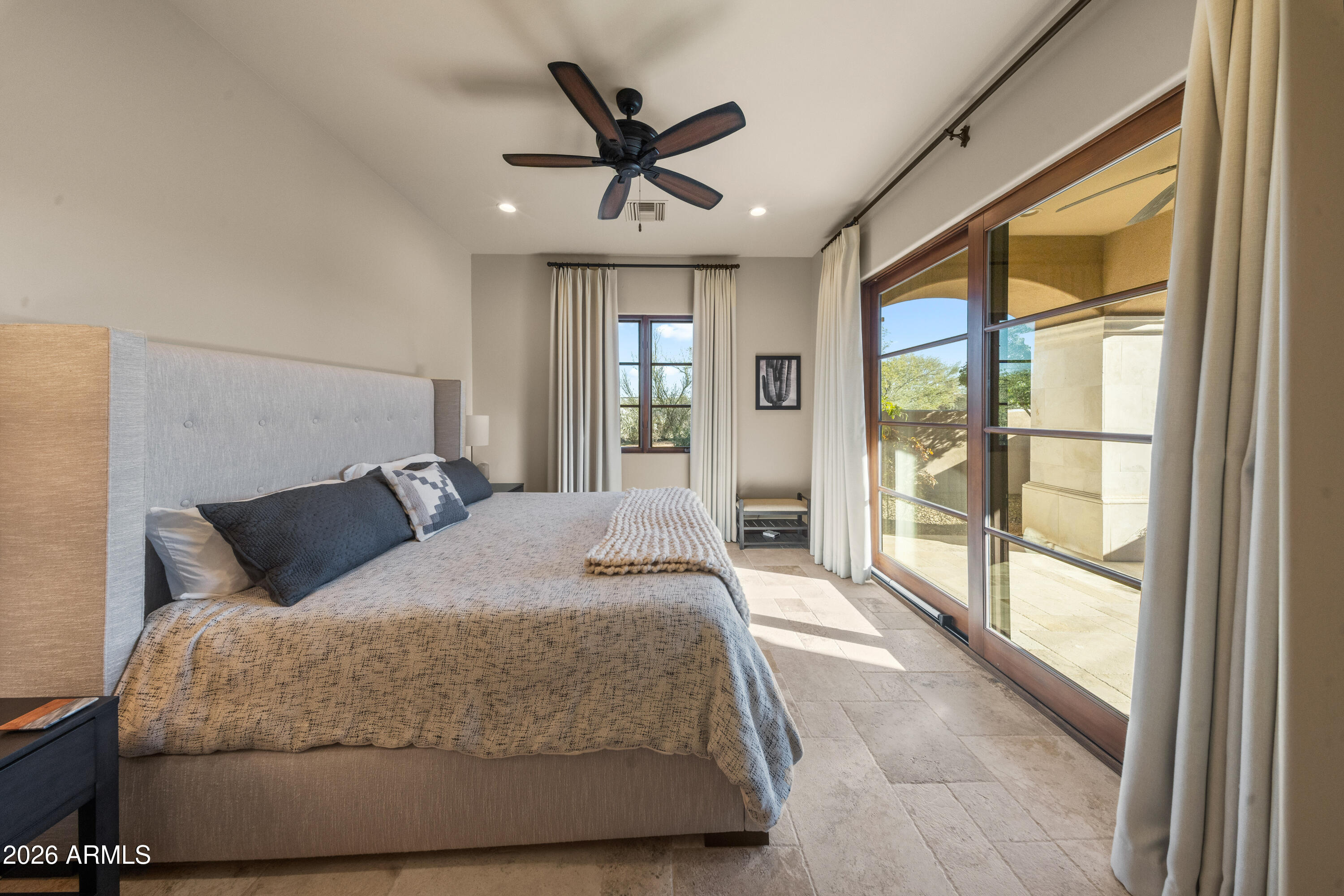 COLLINA E VISTA - Residential