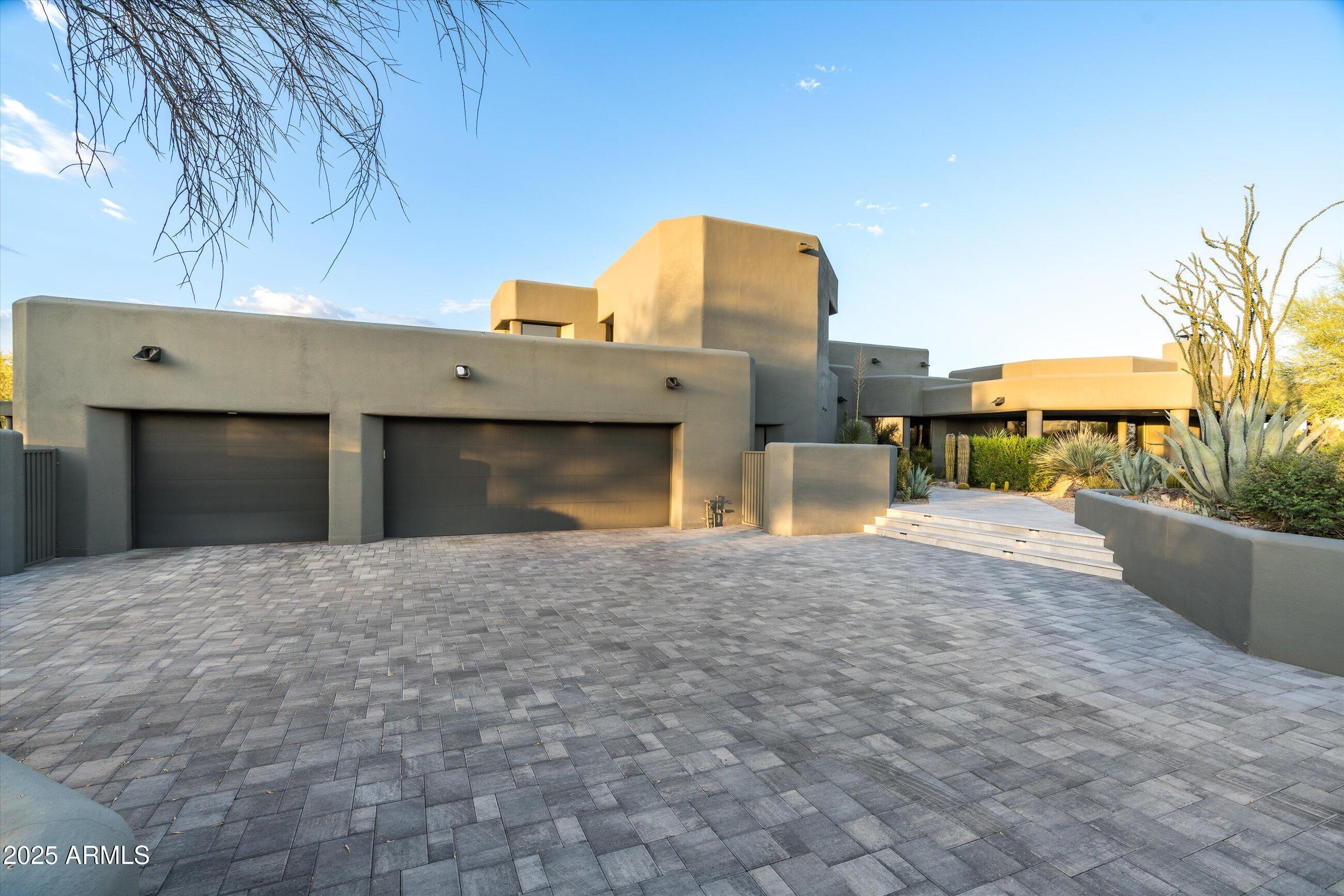 DESERT MOUNTAIN - Residential