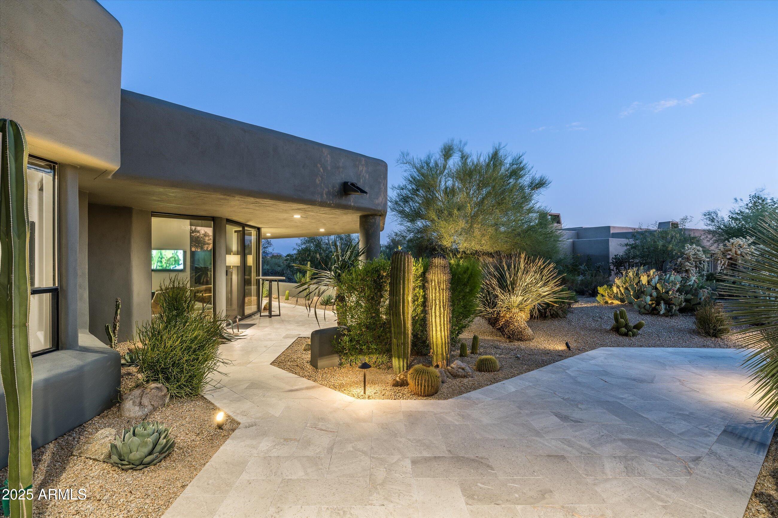 DESERT MOUNTAIN - Residential