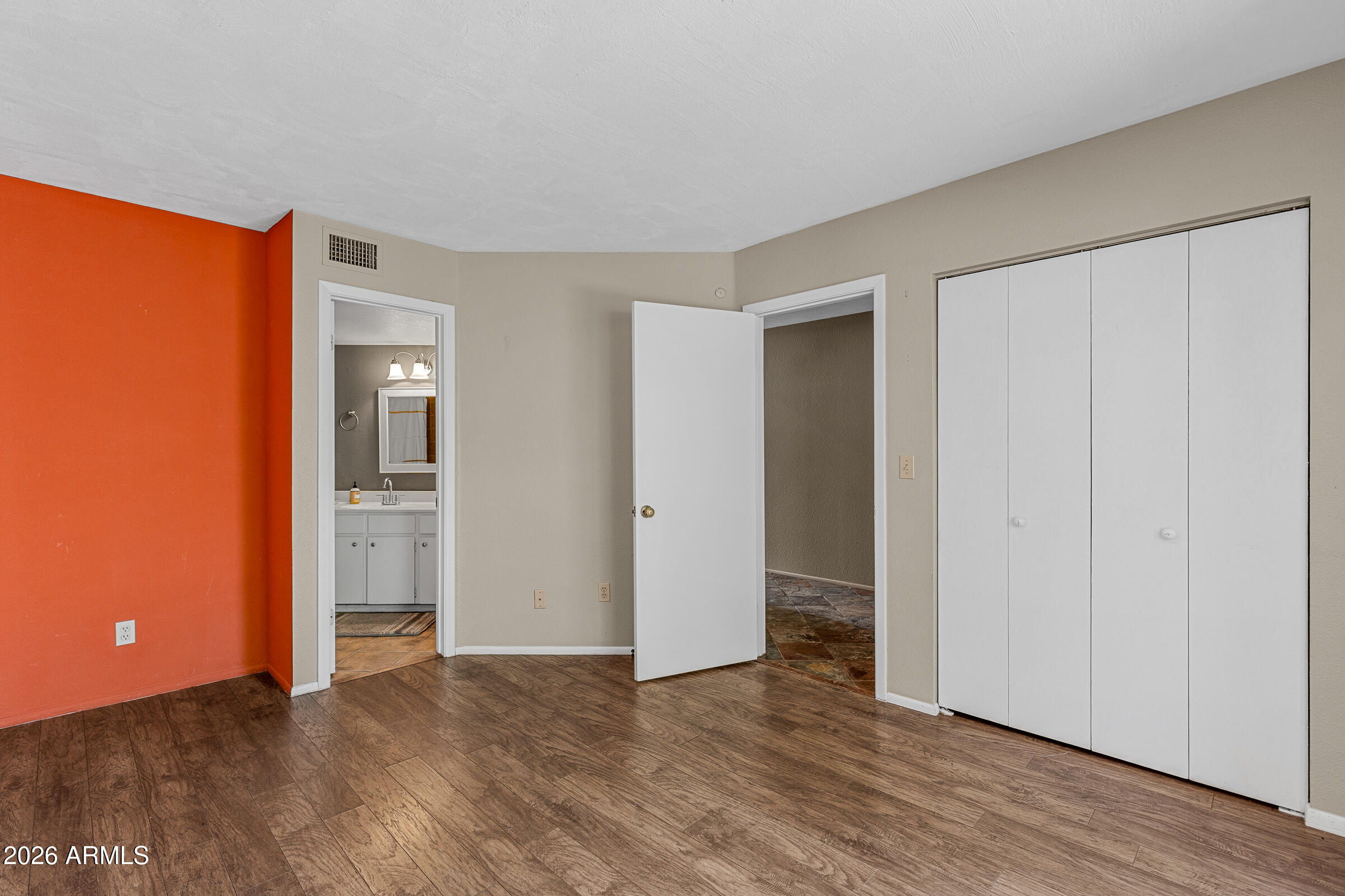 ELK RUN TOWNHOUSES AMENDED - Residential