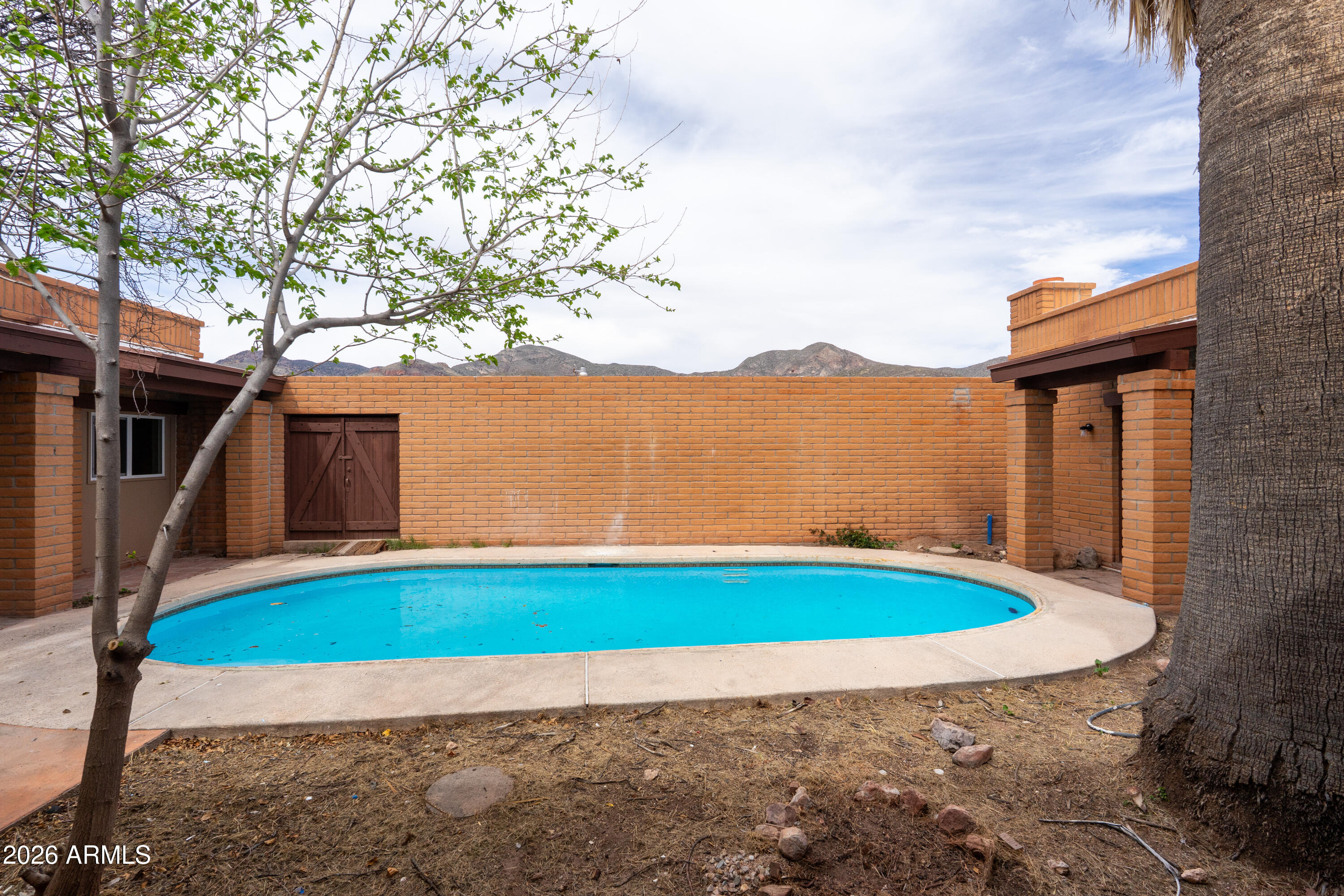 SAN JOSE ESTATES - Residential