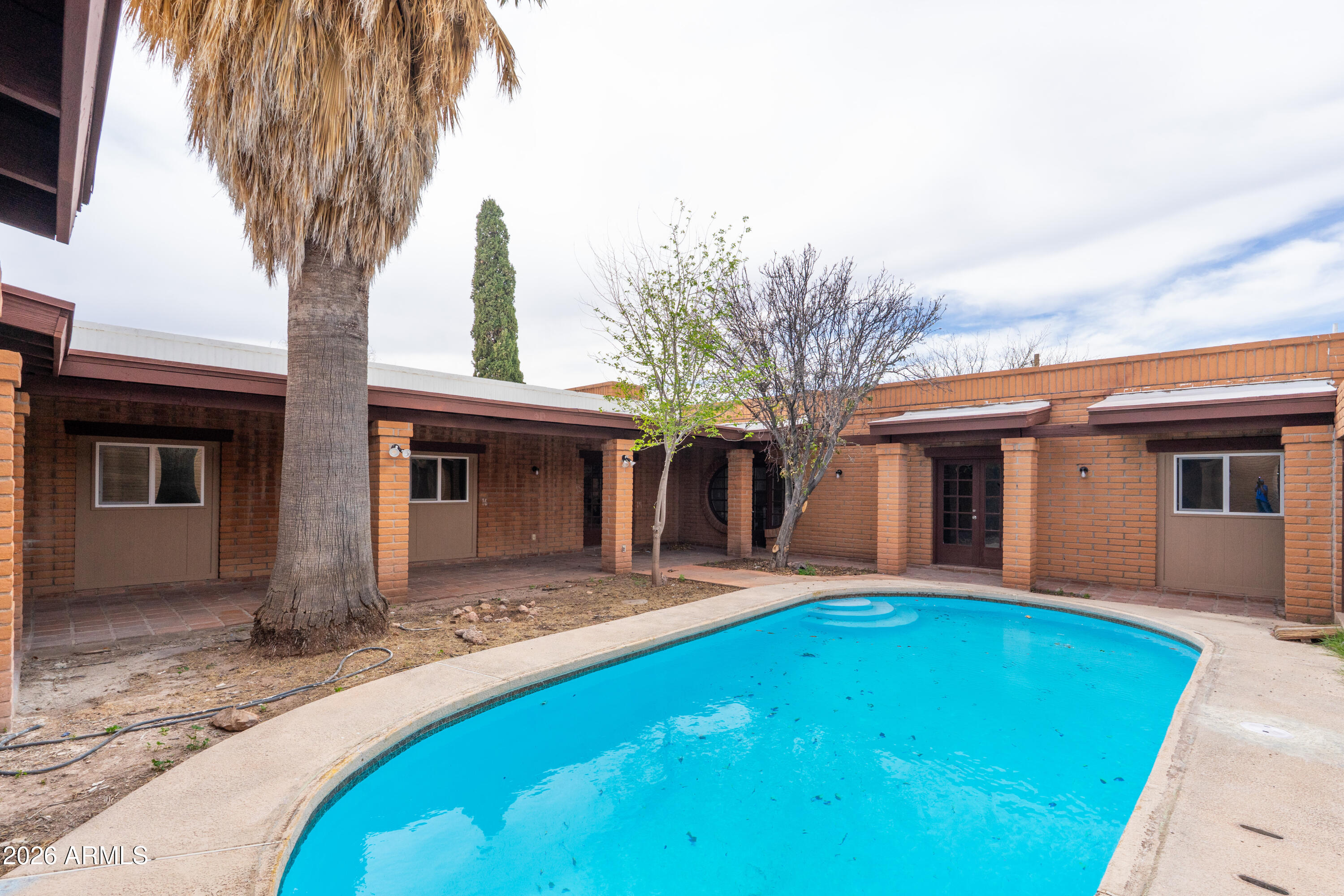 SAN JOSE ESTATES - Residential