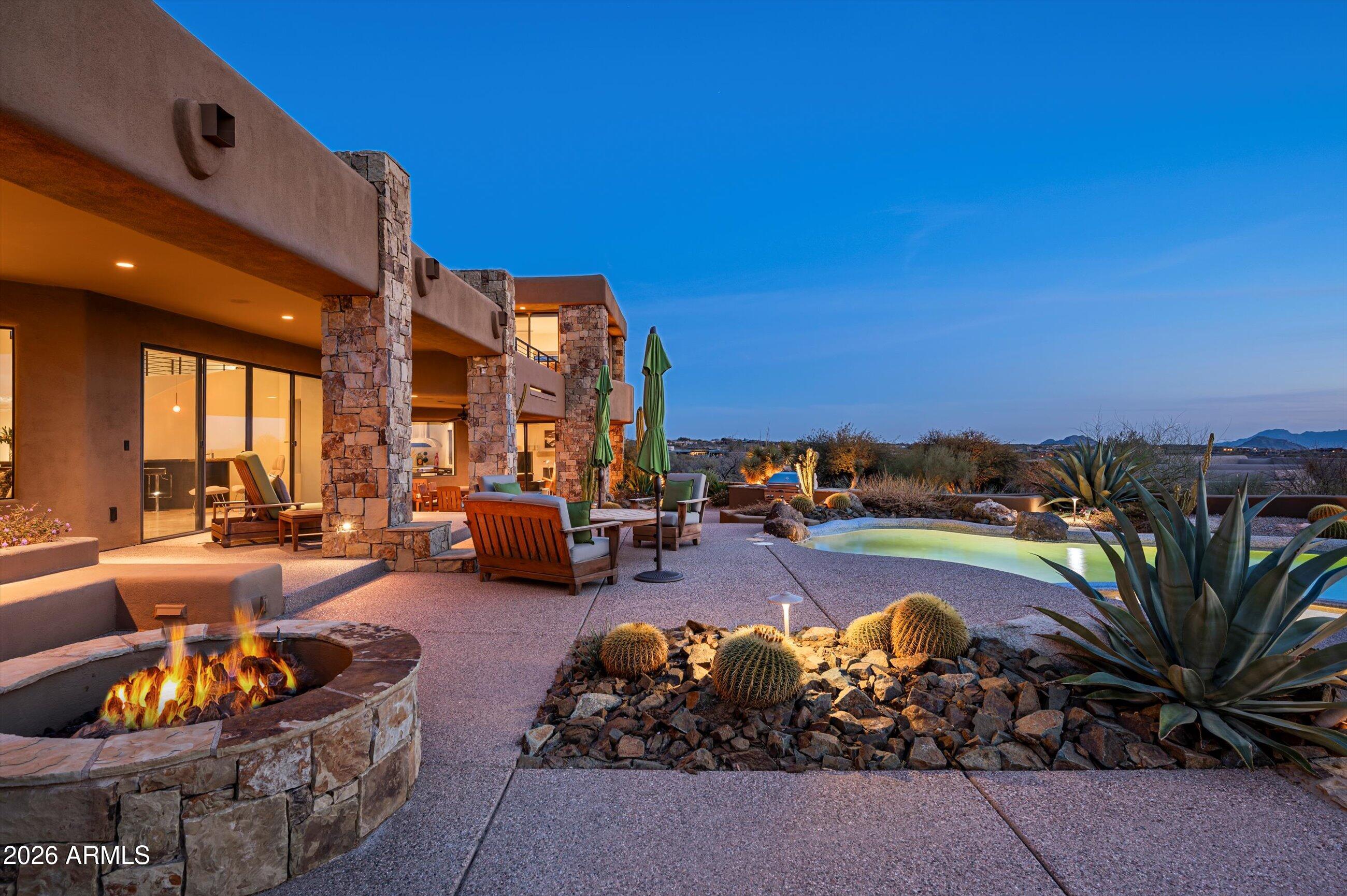 DESERT MOUNTAIN - Residential