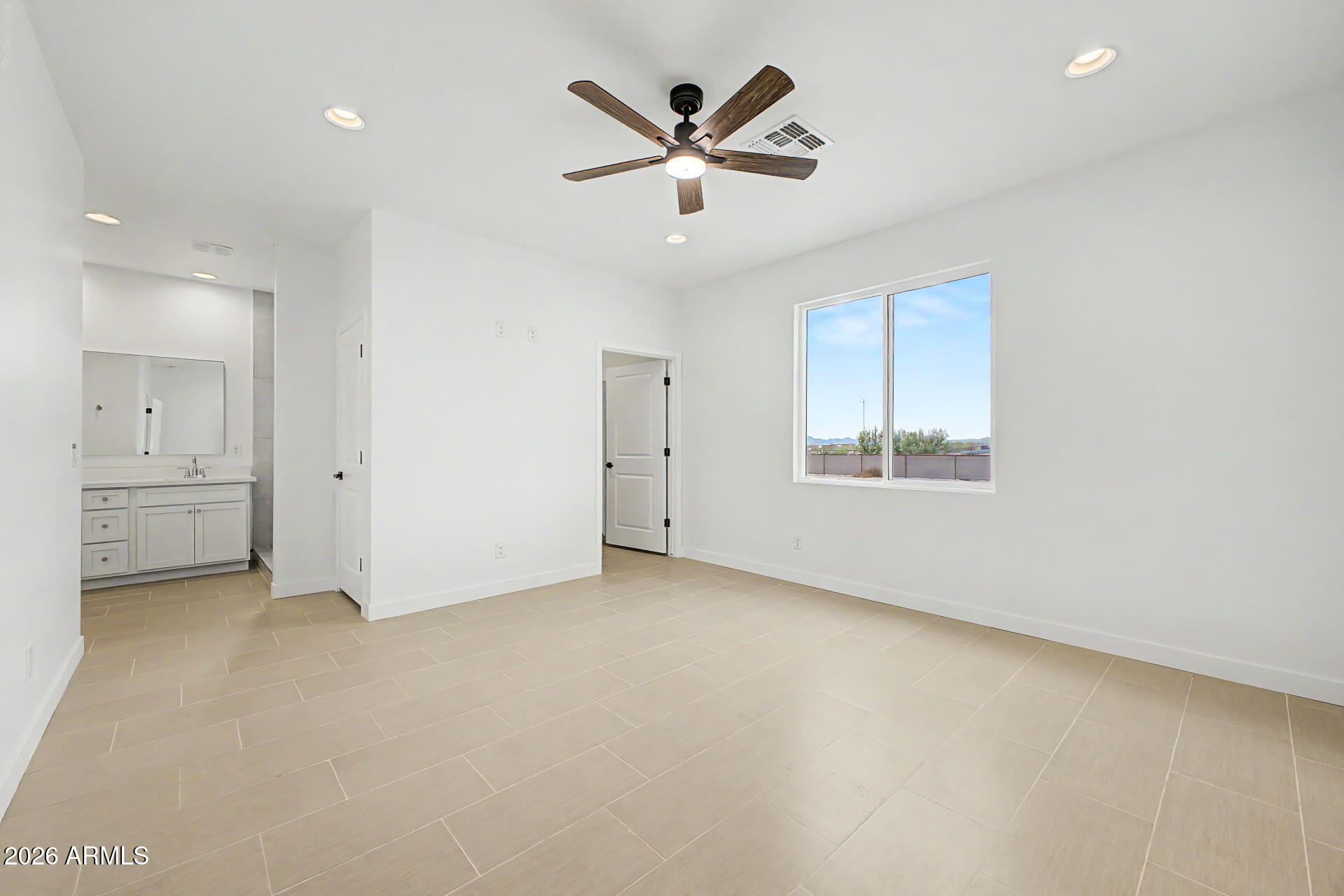 Saddle Vista - Residential
