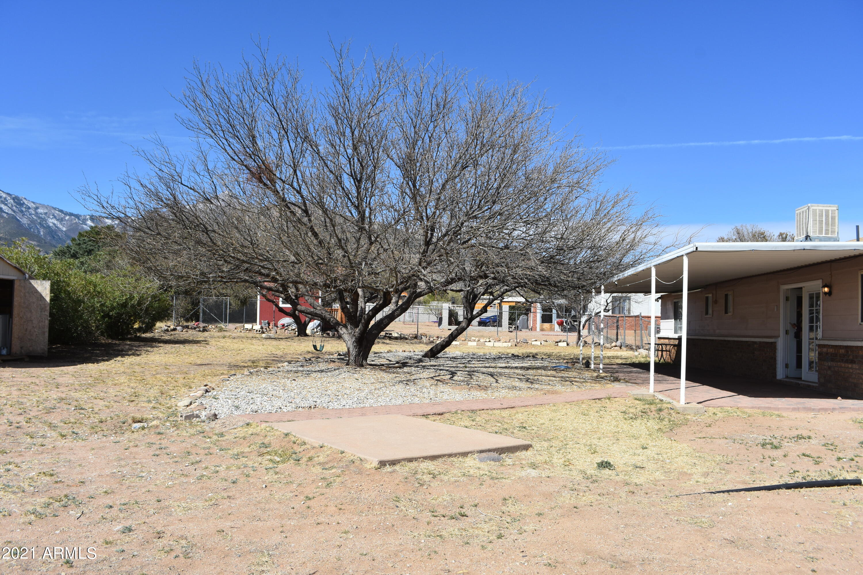 Circle S Ranch Estates lot 24 10-06 lv map book - Residential