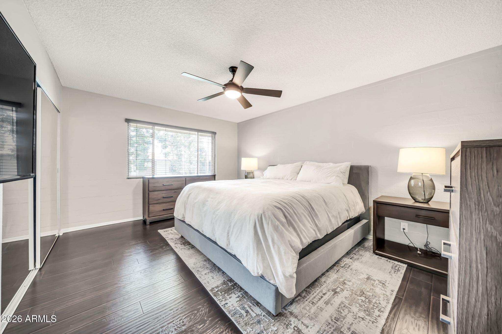 COLONY CAMELBACK - Residential
