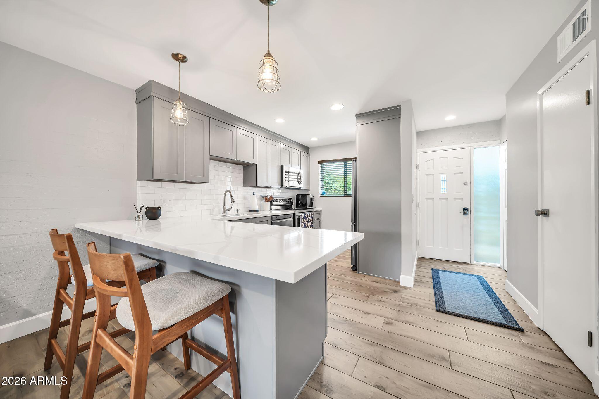 COLONY CAMELBACK - Residential