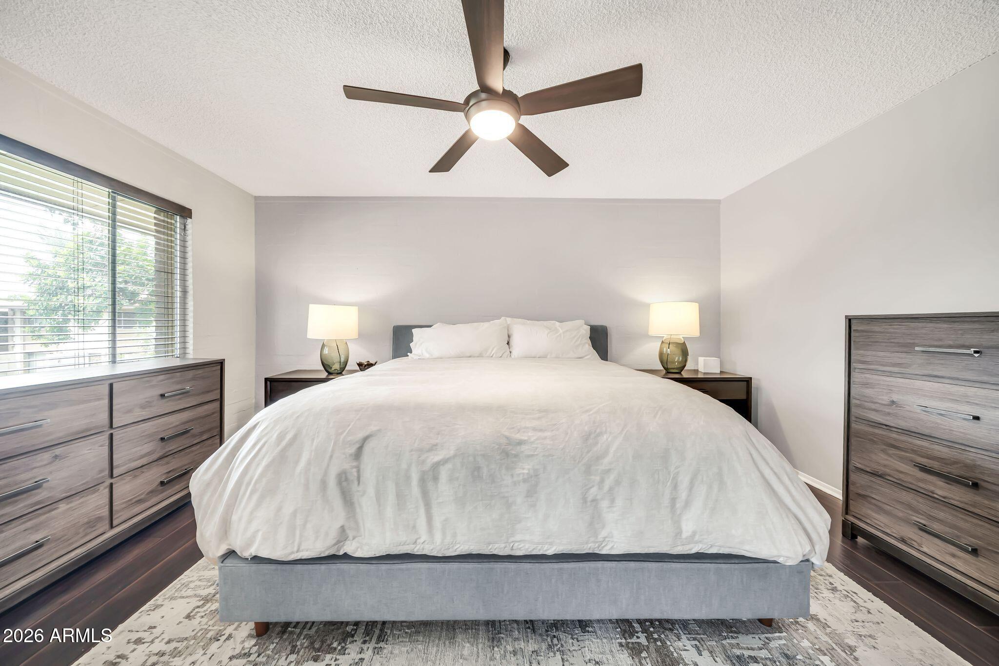 COLONY CAMELBACK - Residential