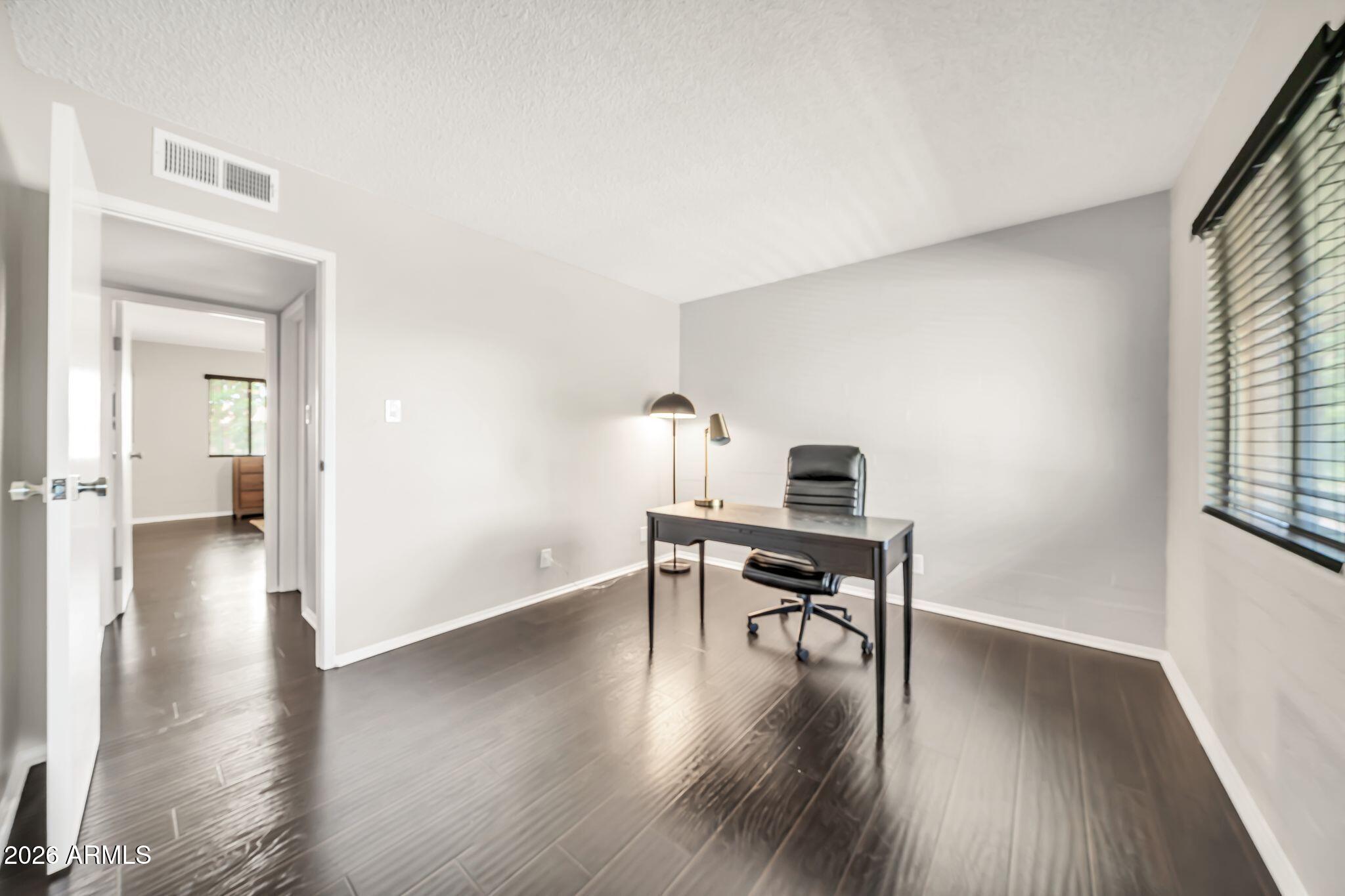 COLONY CAMELBACK - Residential