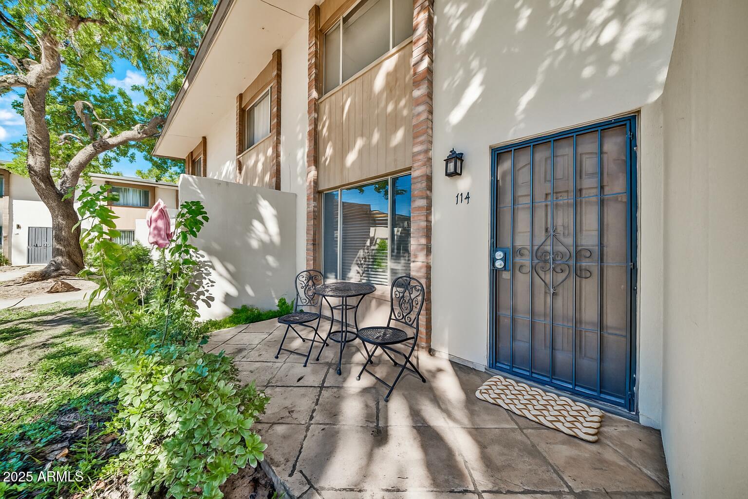 COLONY CAMELBACK - Residential