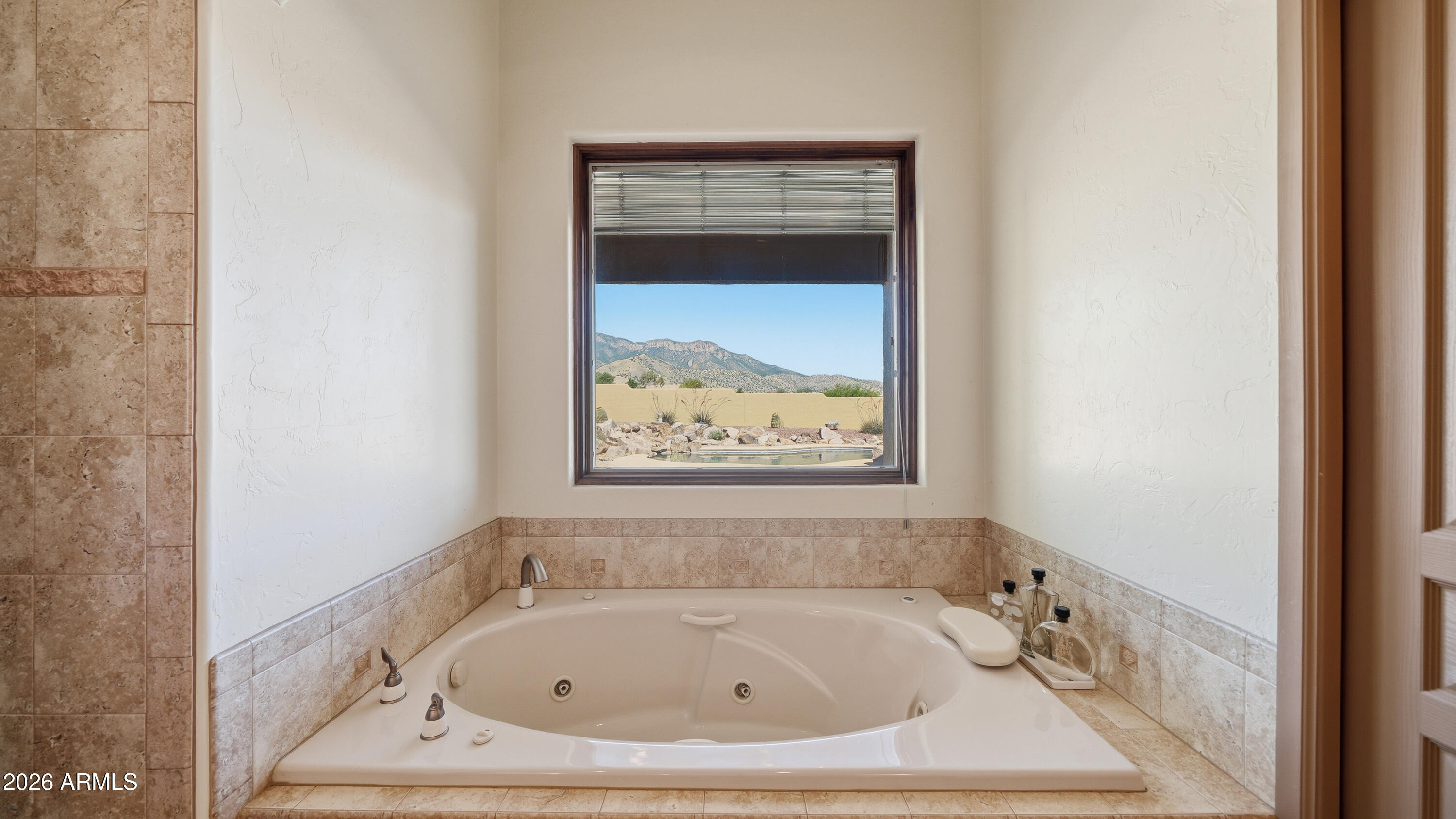 WILD HORSE 2 - Residential