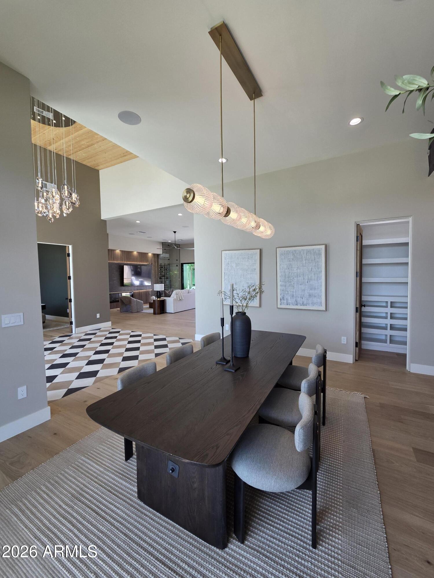 PARK PARADISE - Residential