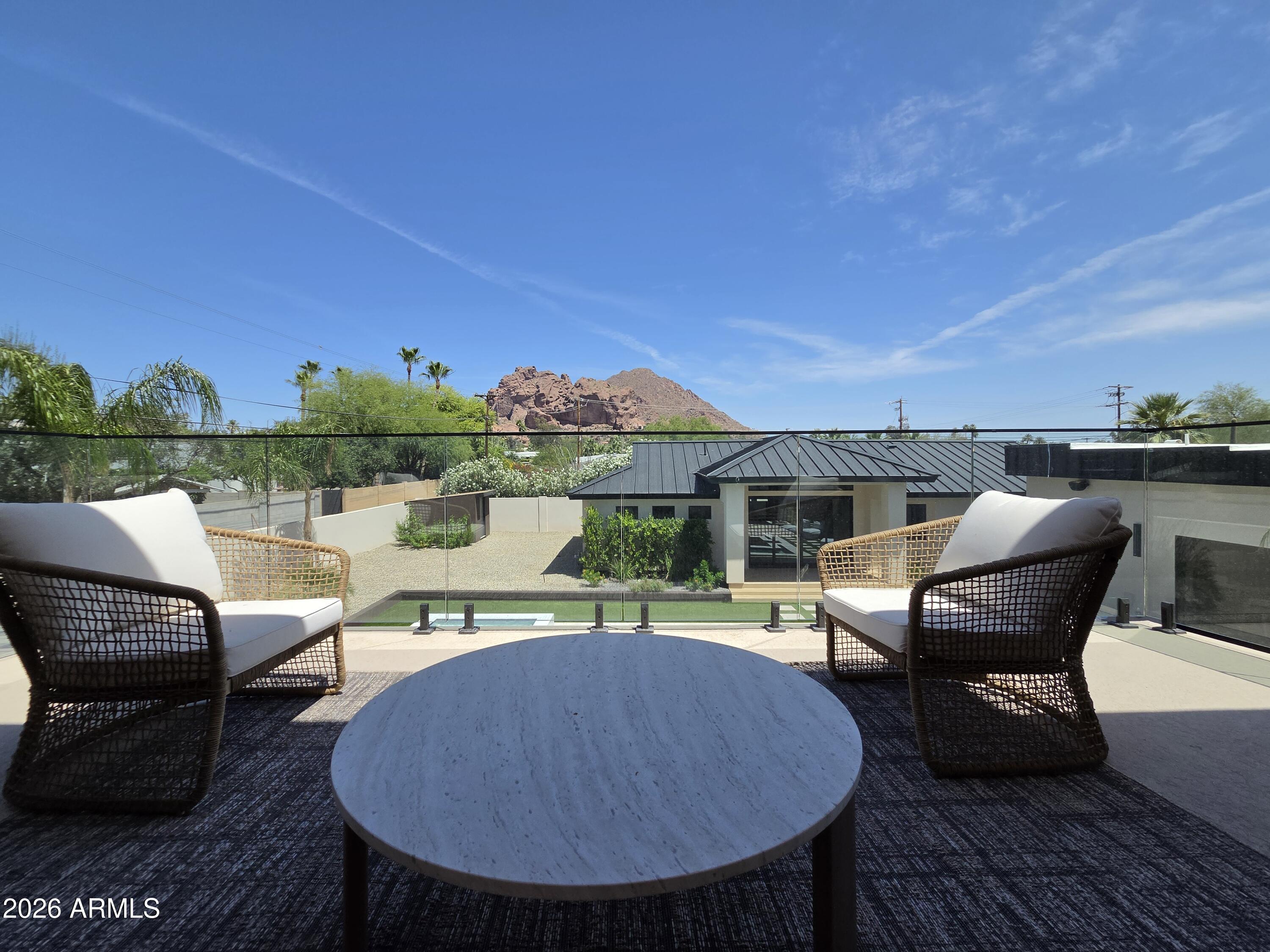 PARK PARADISE - Residential