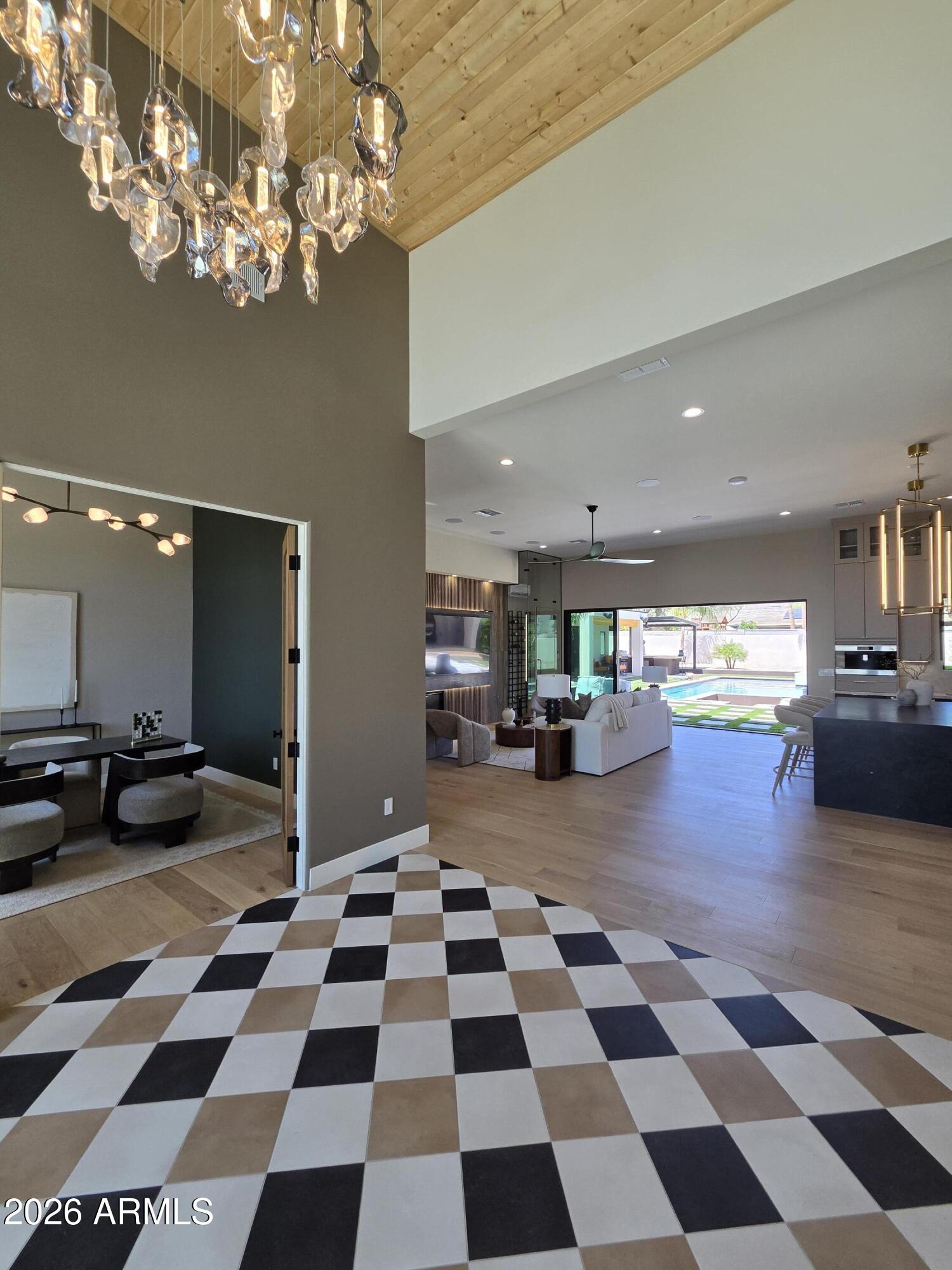 PARK PARADISE - Residential
